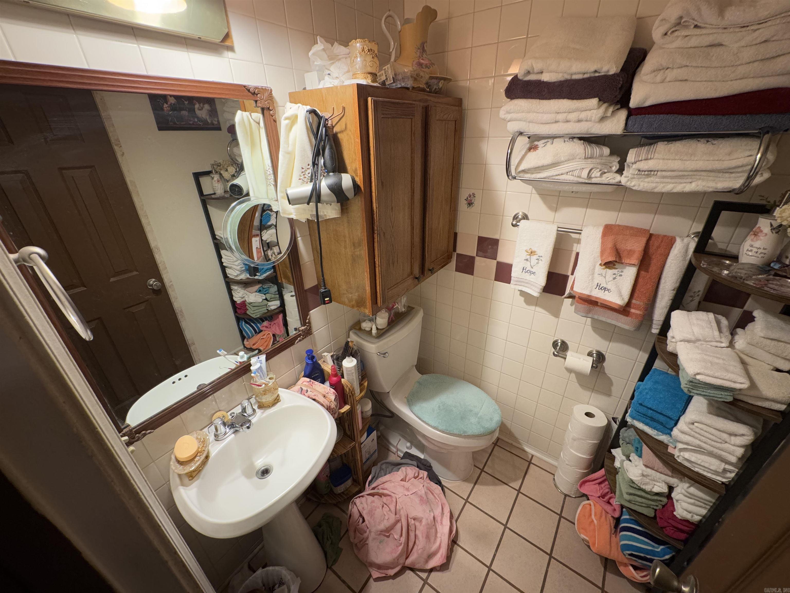 THE MEADOWS - Residential