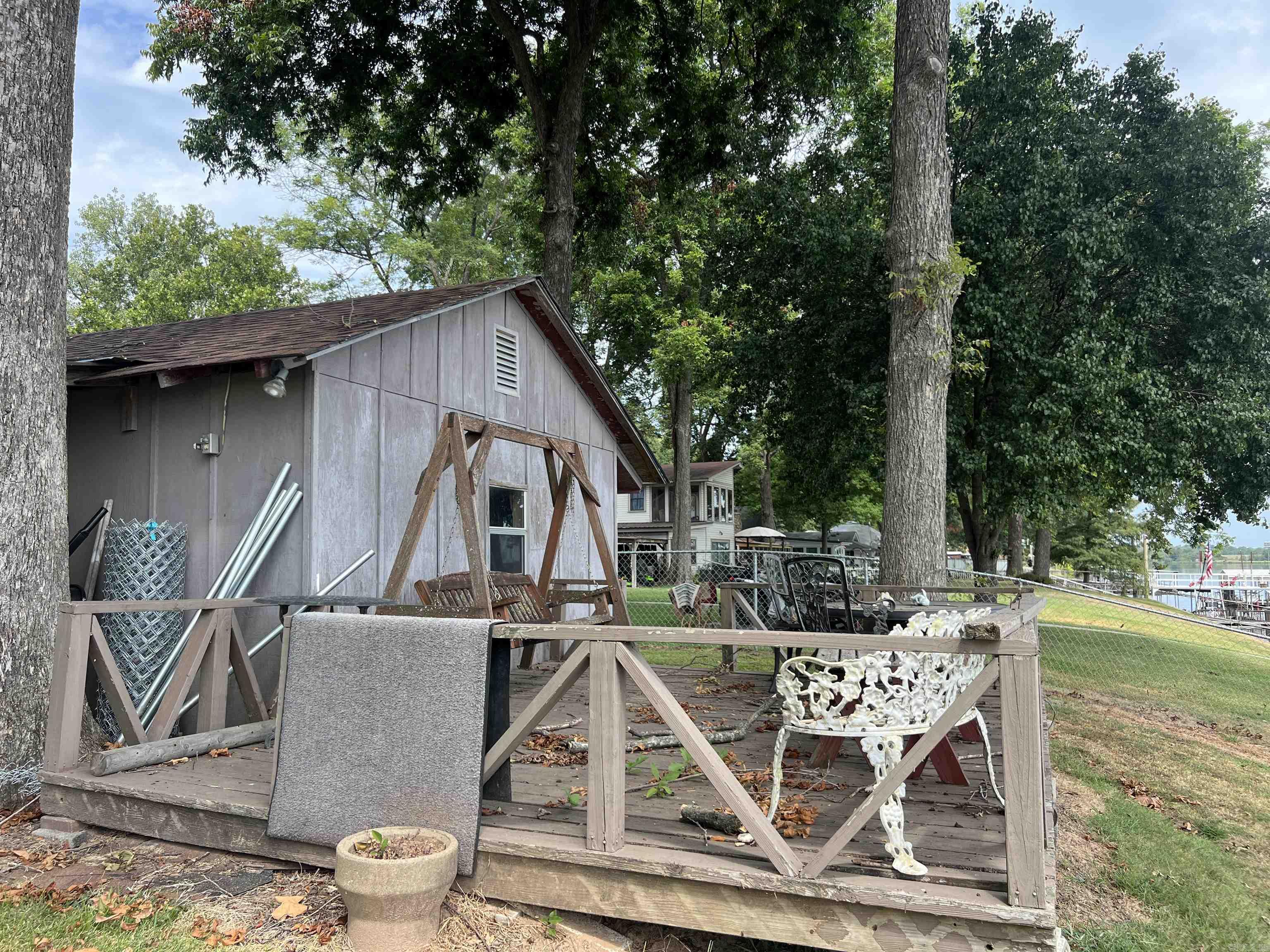 Riverside Park Section 3 - Residential