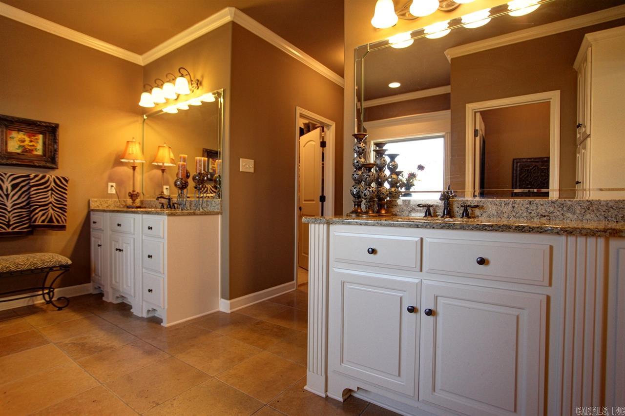 MILLERS CROSSING - Residential