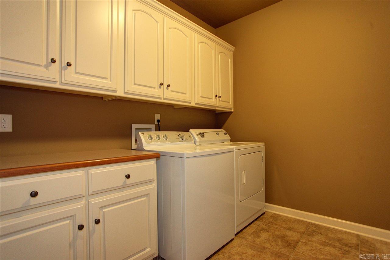 MILLERS CROSSING - Residential