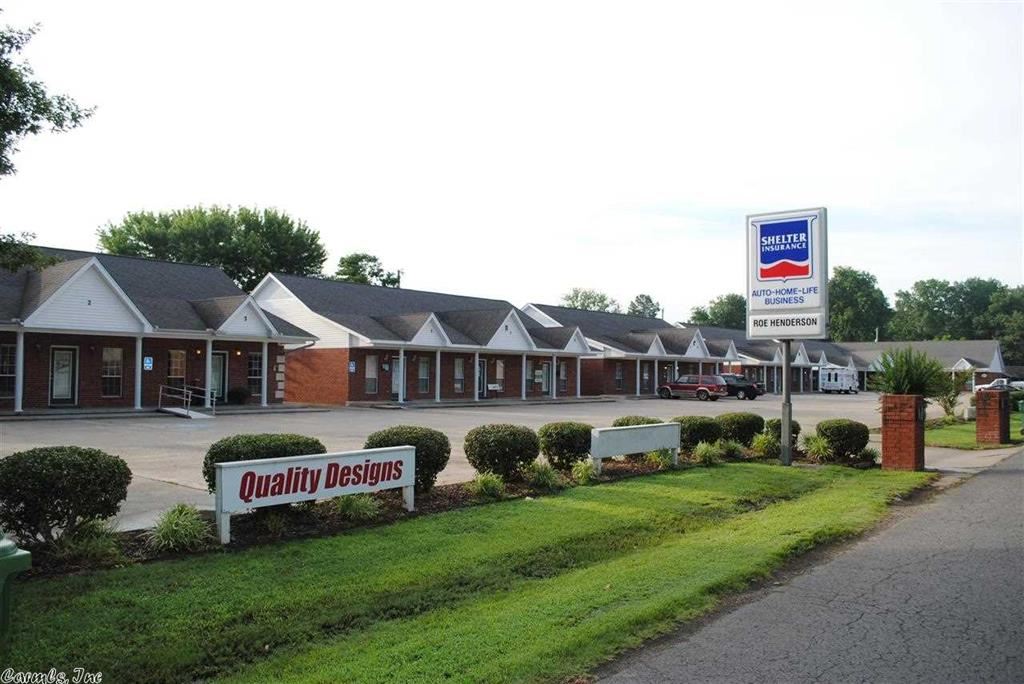Wingate Plaza - Commercial Sale