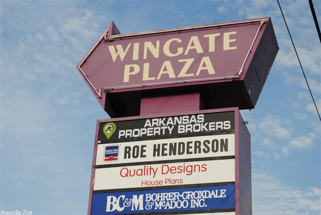 Wingate Plaza - Commercial Sale