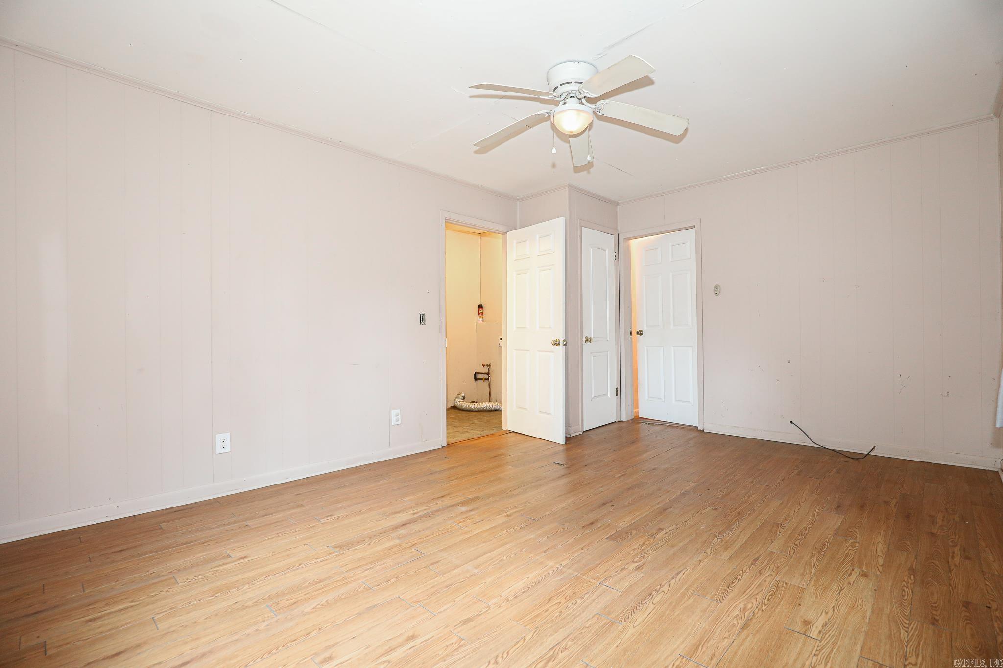 ORIGINAL TOWN-BRYANT - Residential