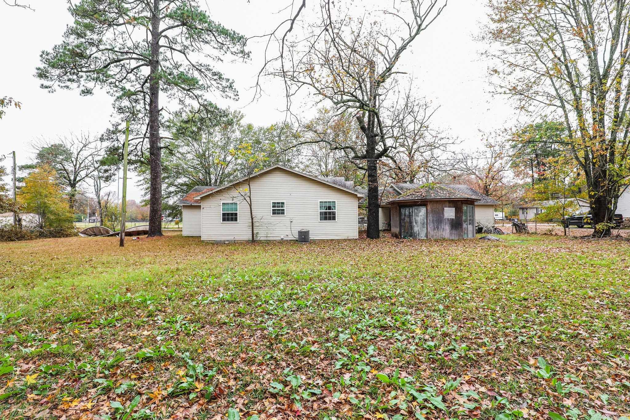 ORIGINAL TOWN-BRYANT - Residential