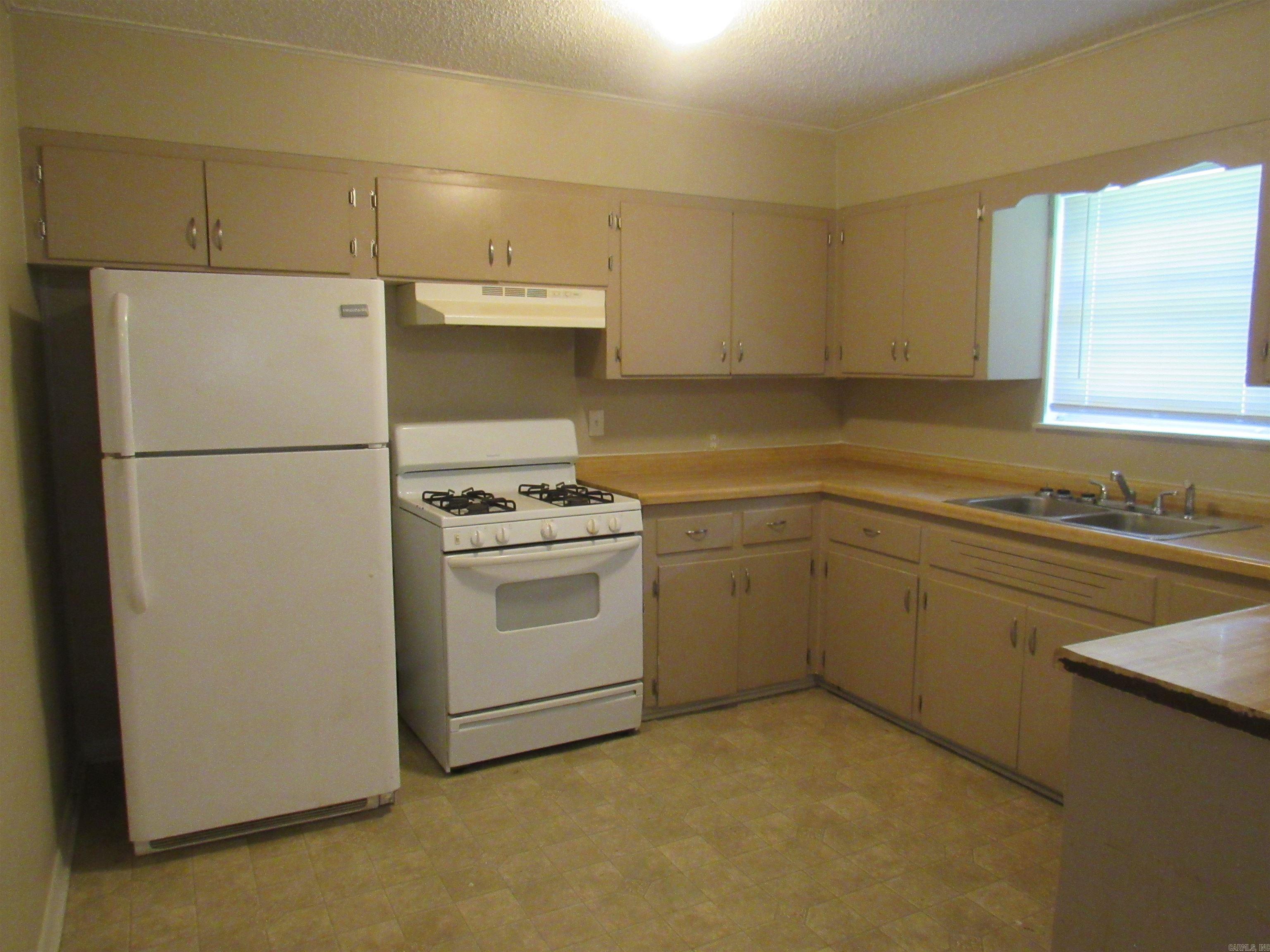 BRIARFIELD - Residential