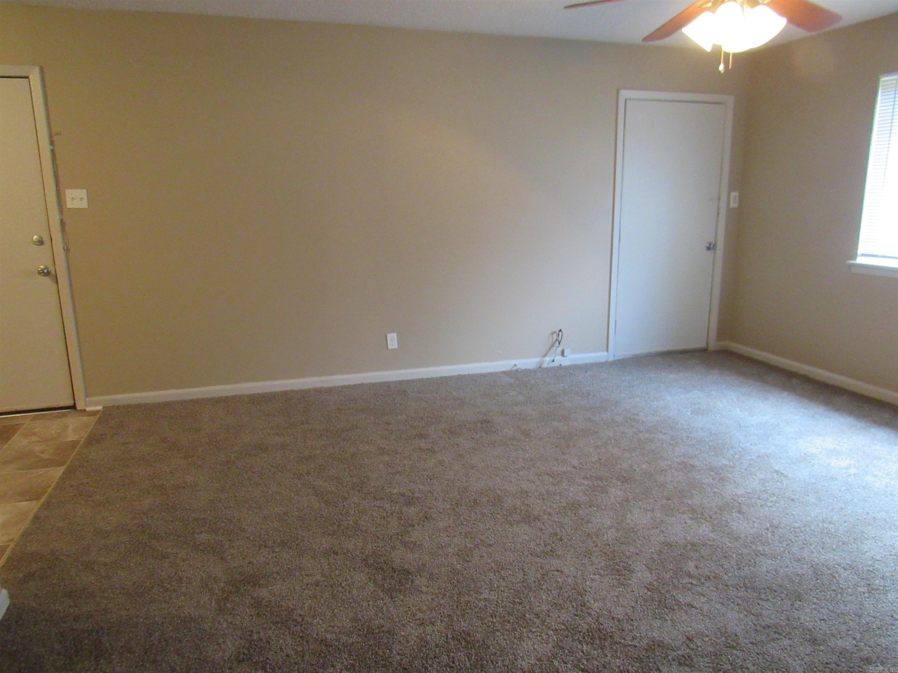 BRIARFIELD - Residential