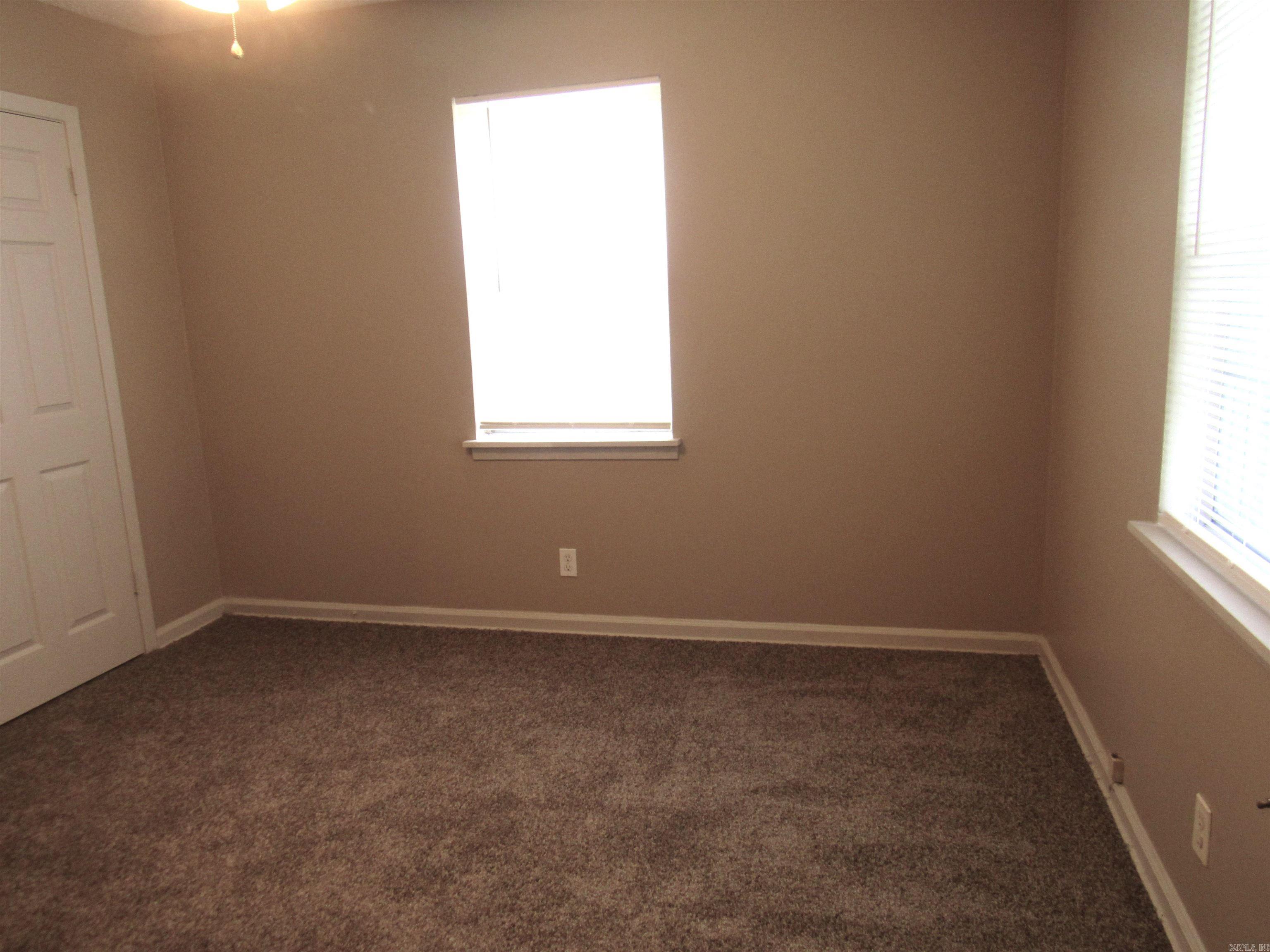 BRIARFIELD - Residential
