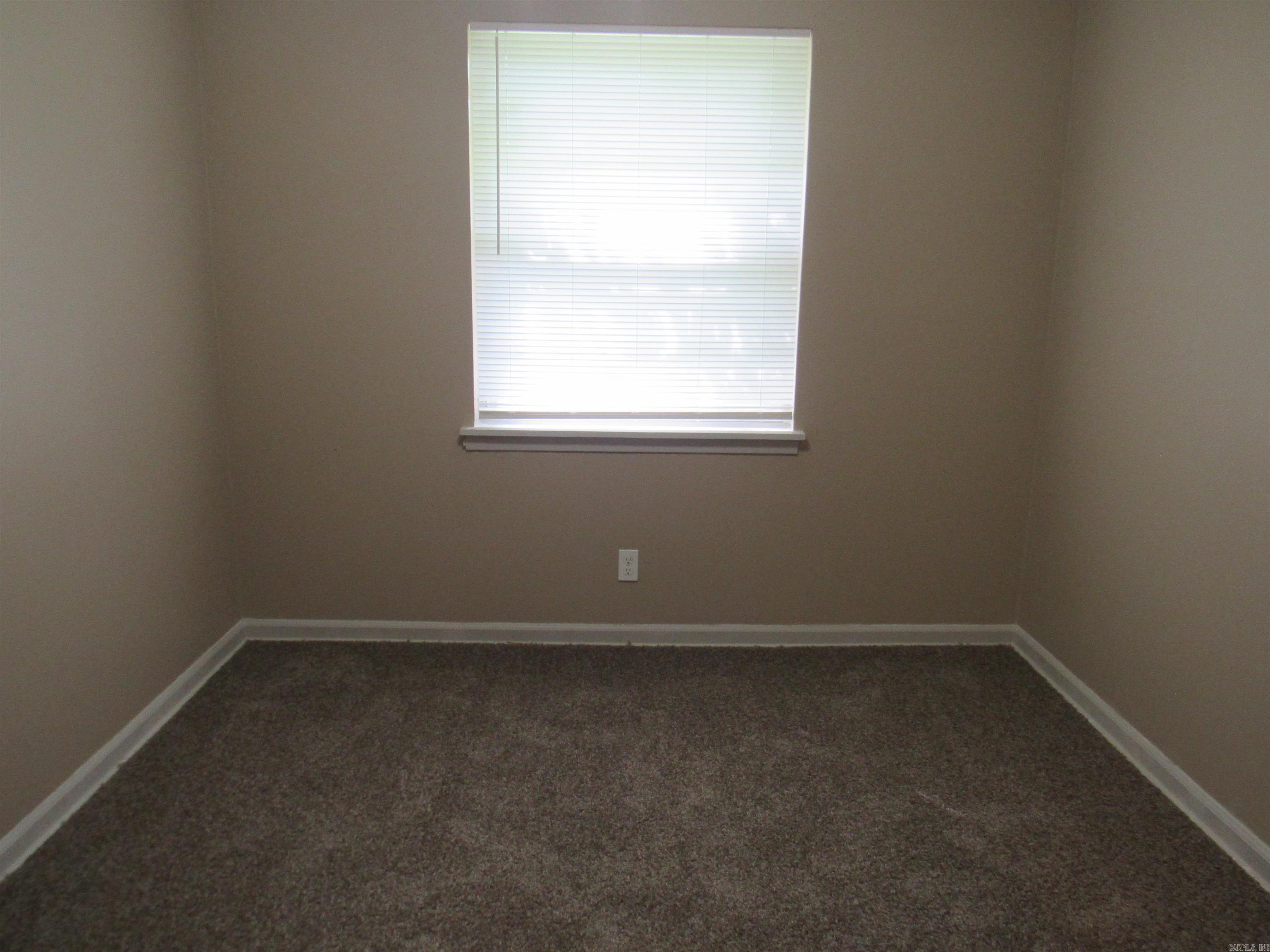 BRIARFIELD - Residential