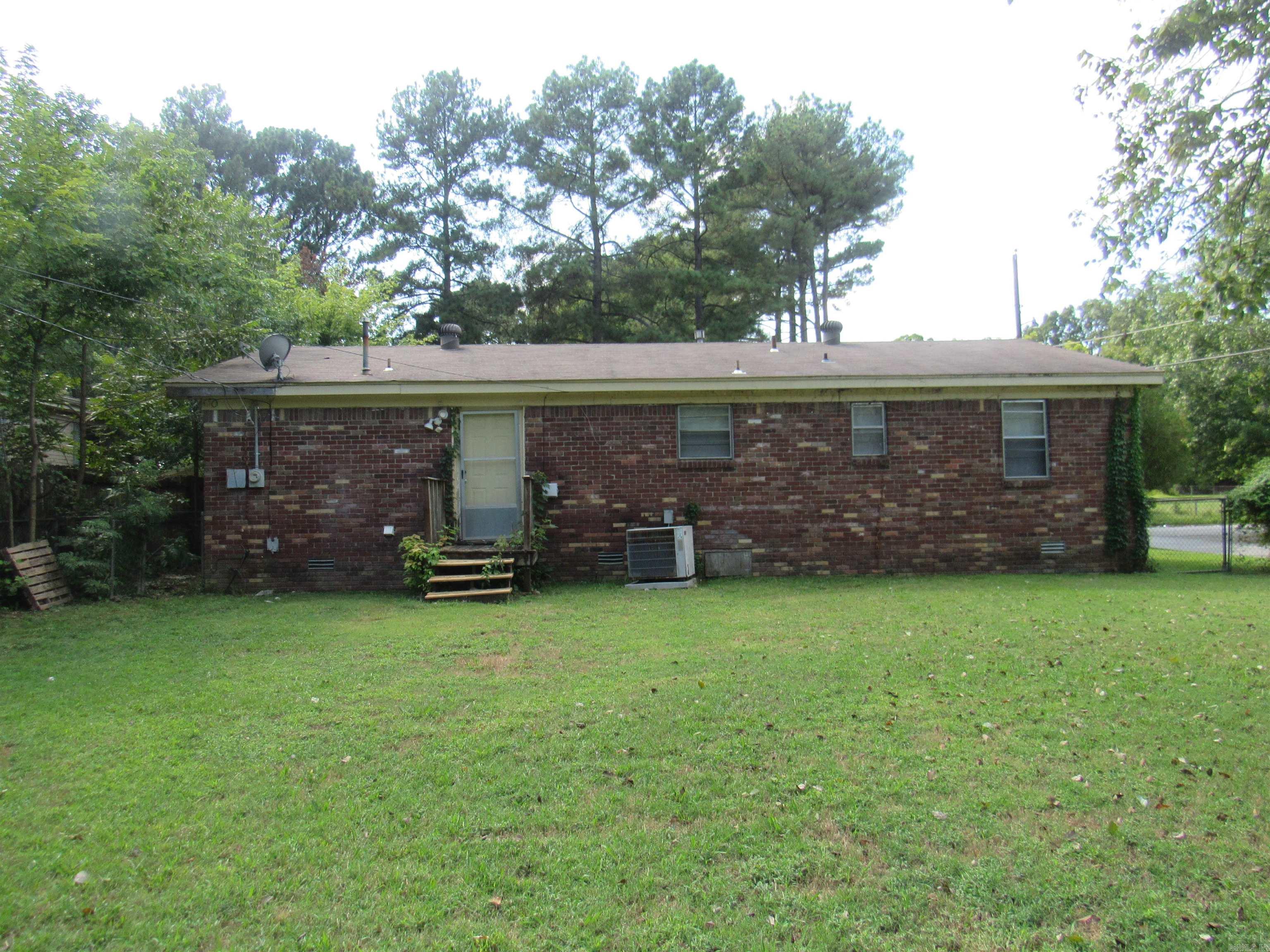 BRIARFIELD - Residential