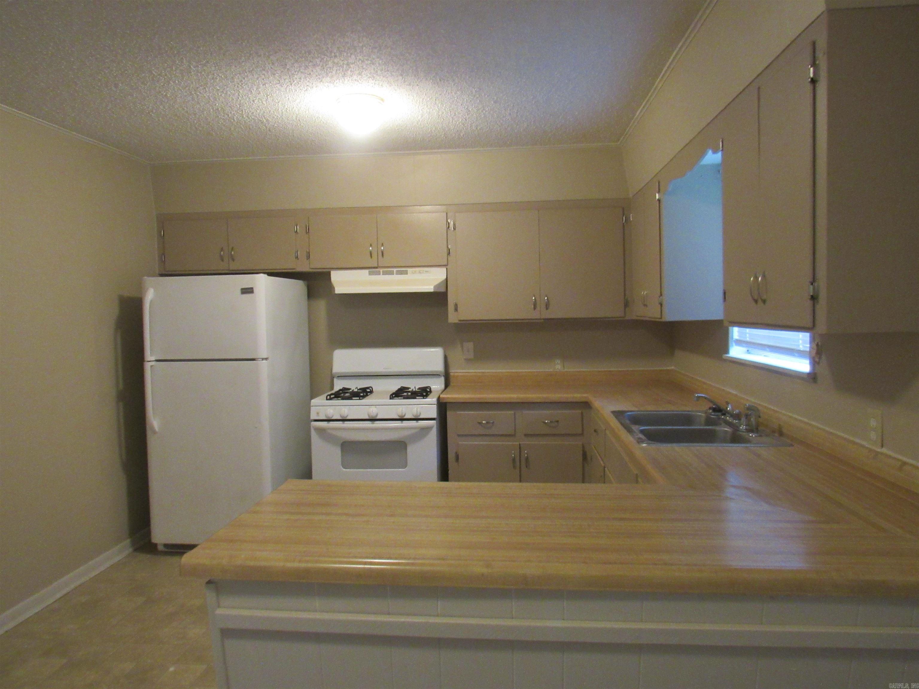 BRIARFIELD - Residential