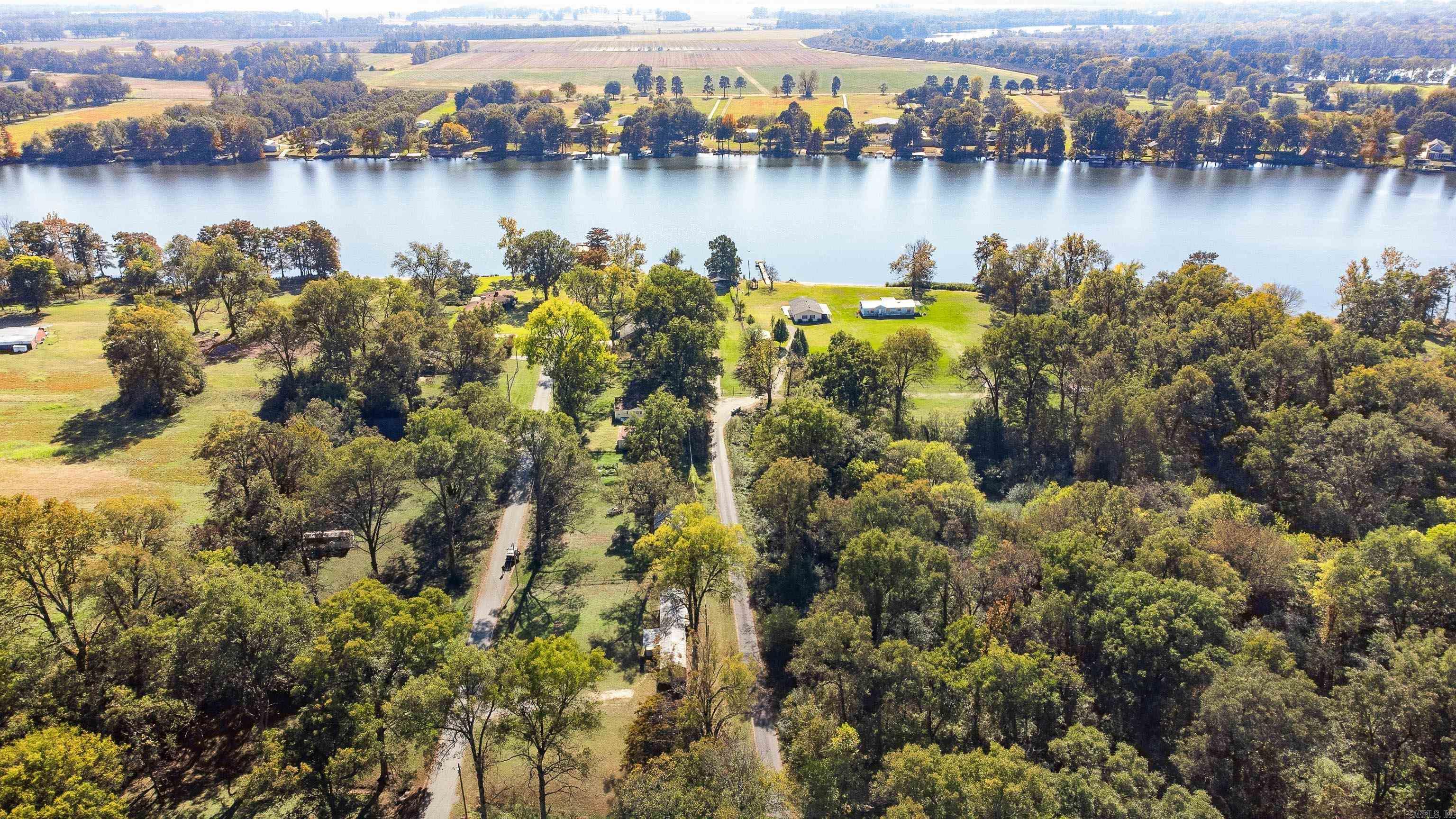 OLD RIVER LAKE ACRES - Residential