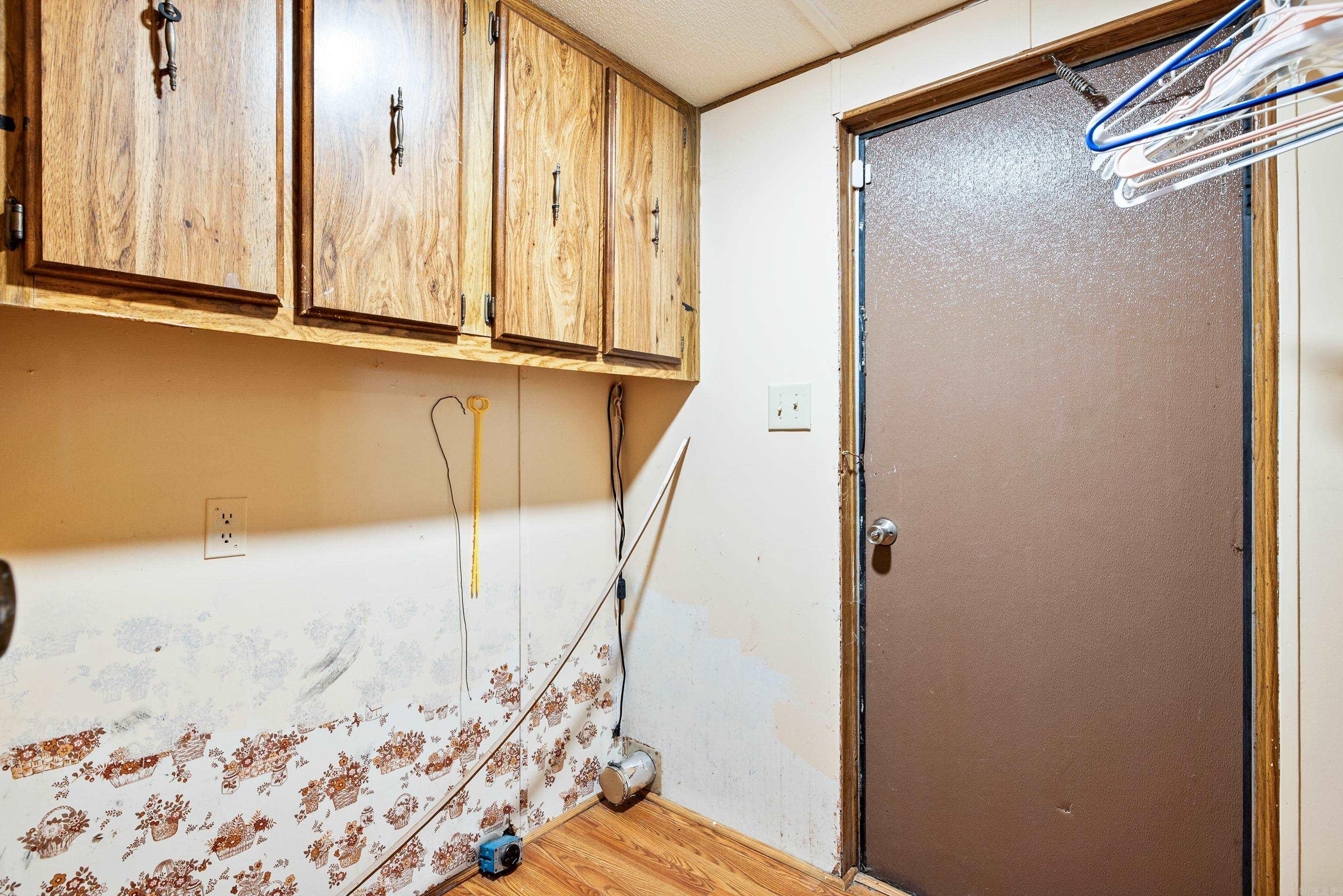 OLD RIVER LAKE ACRES - Residential