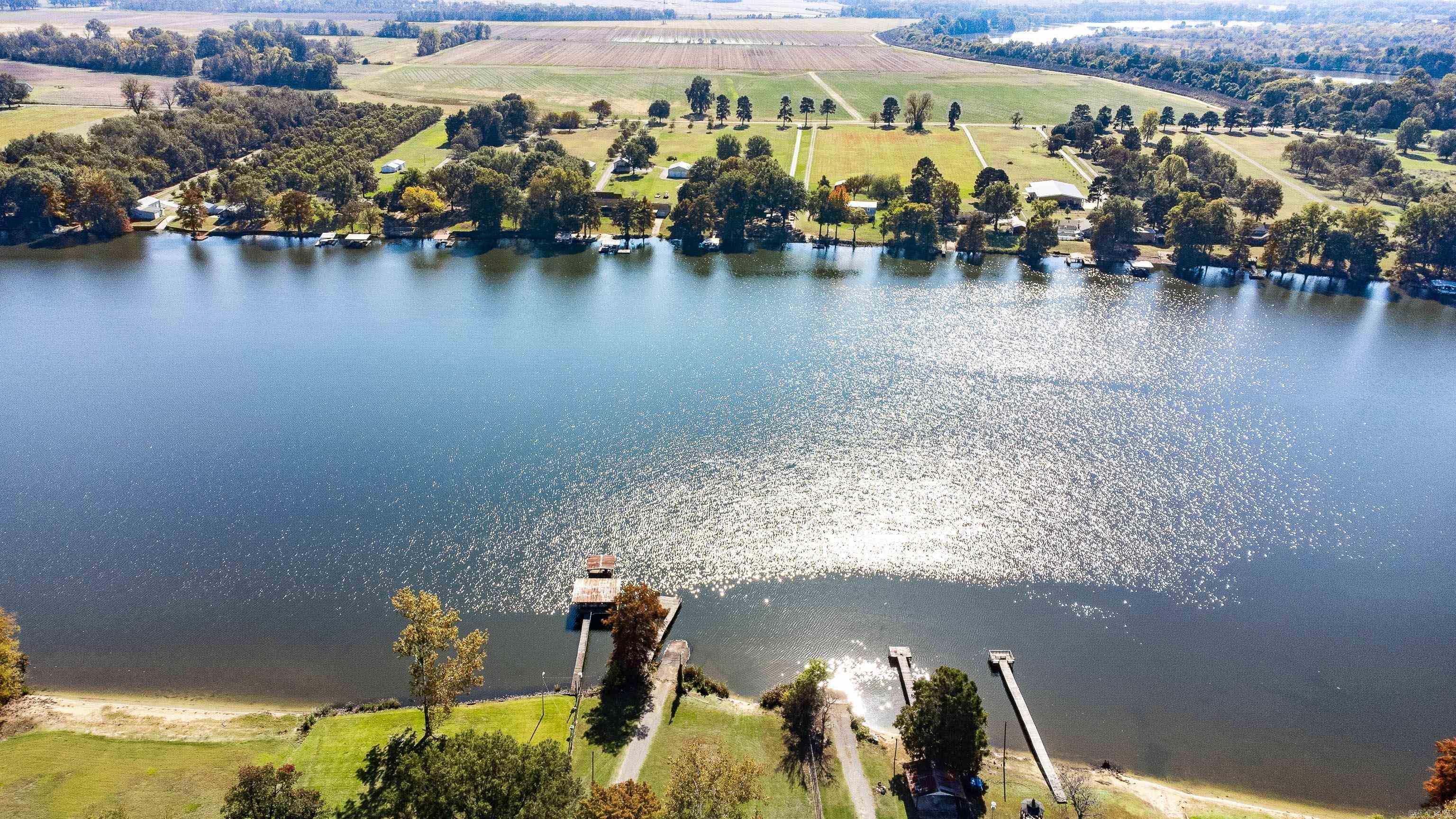 OLD RIVER LAKE ACRES - Residential