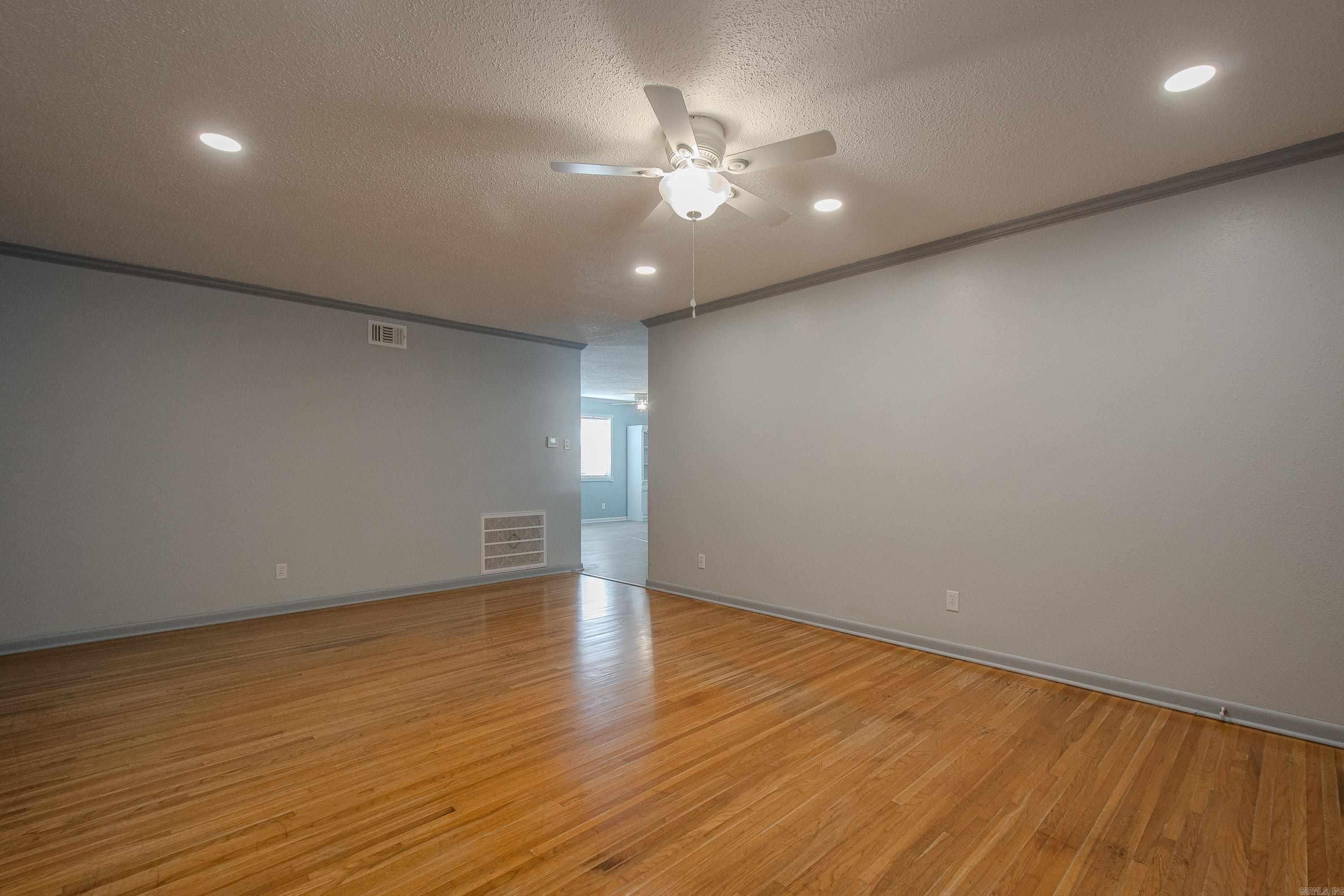 PARK TERRACE - Residential