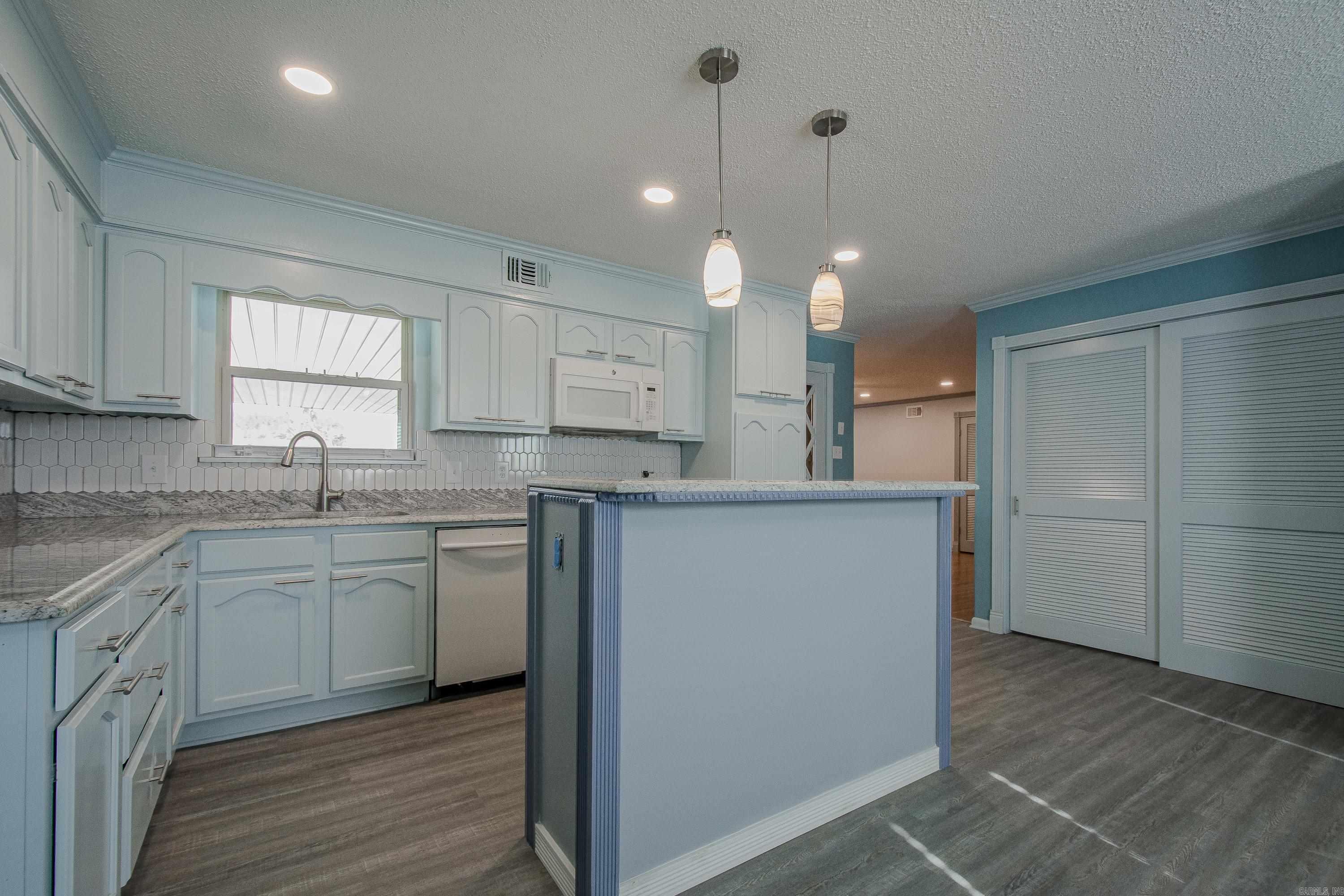 PARK TERRACE - Residential