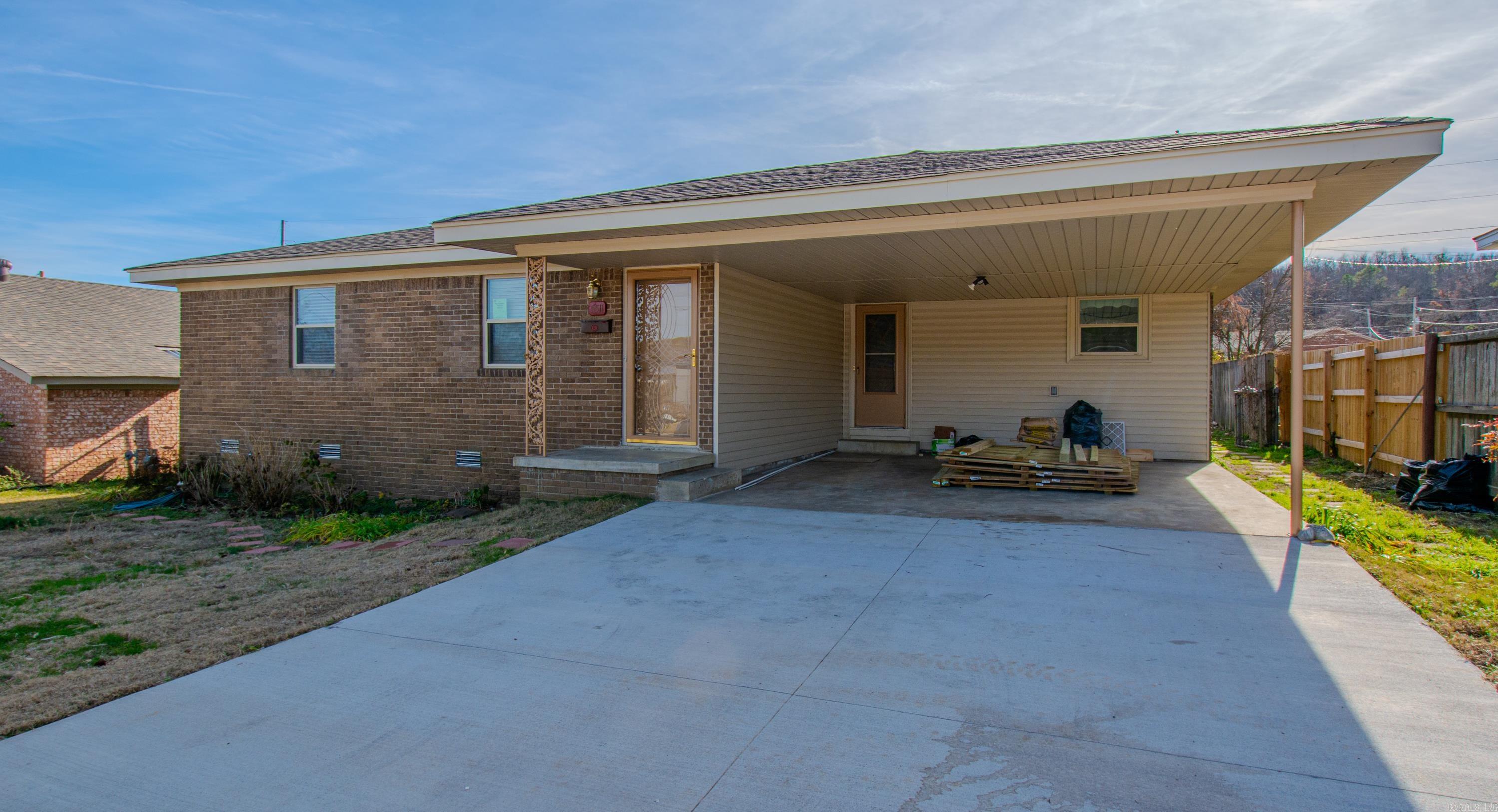 PARK TERRACE - Residential