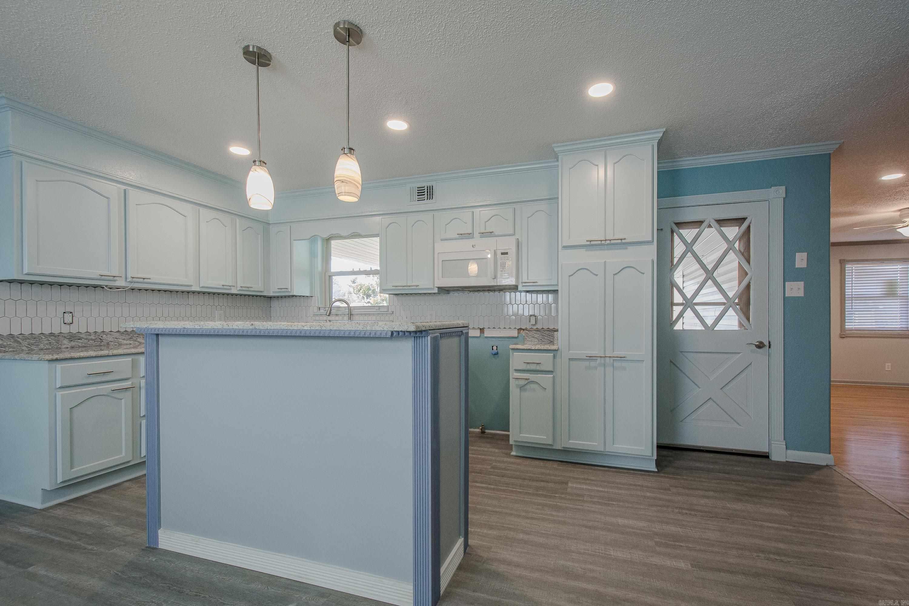 PARK TERRACE - Residential