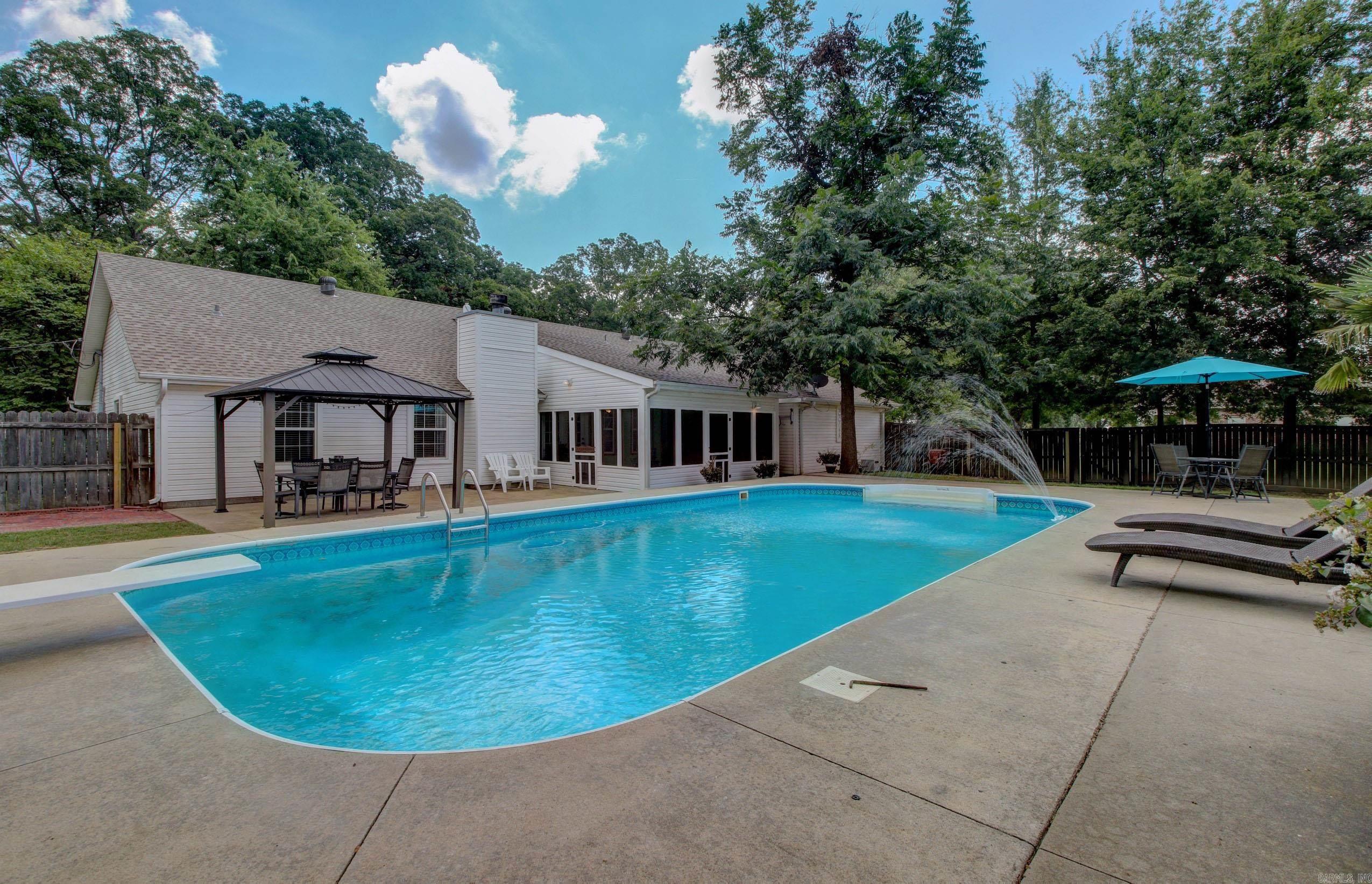 MAGNOLIA GROVE - Residential