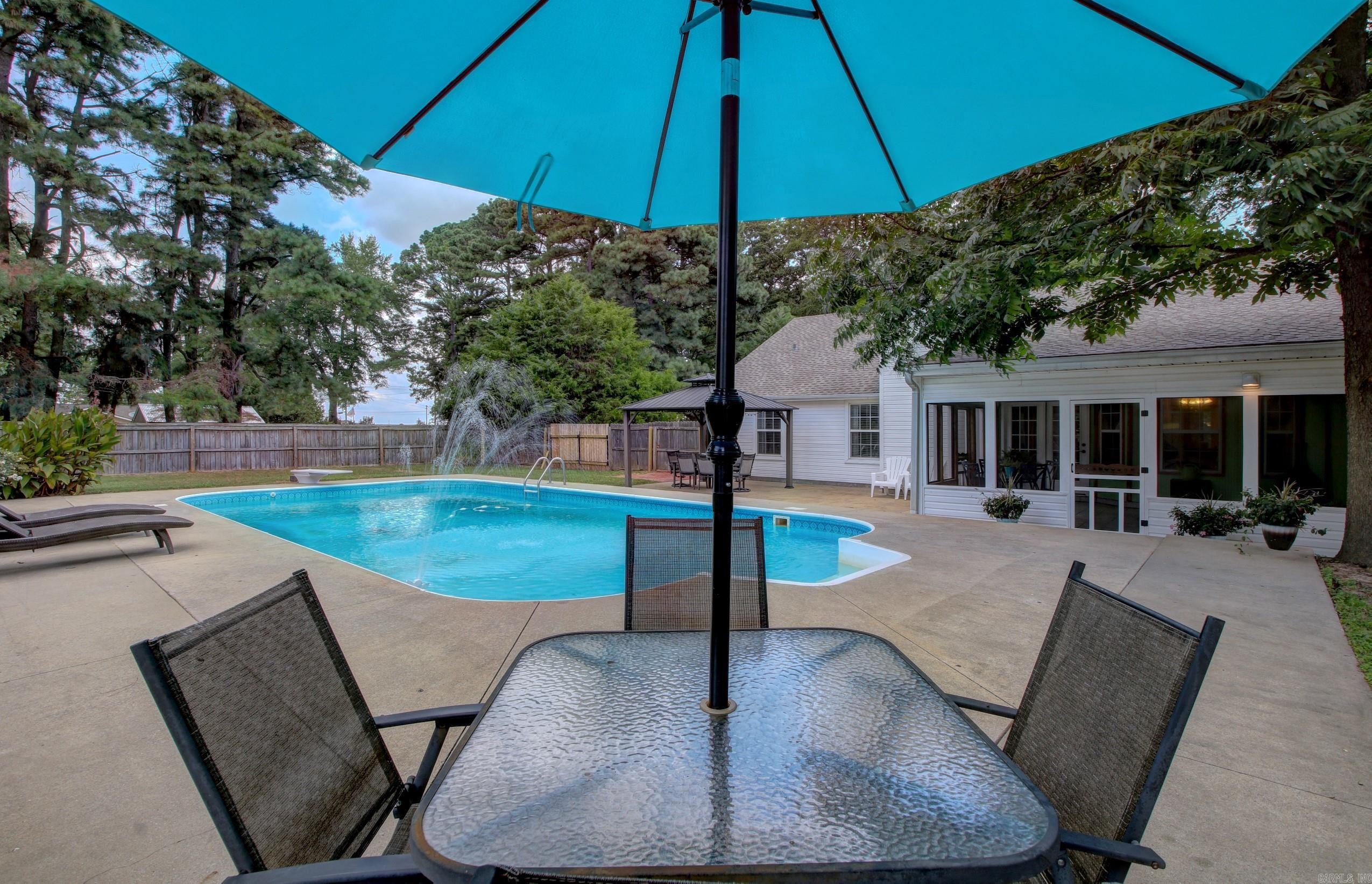 MAGNOLIA GROVE - Residential