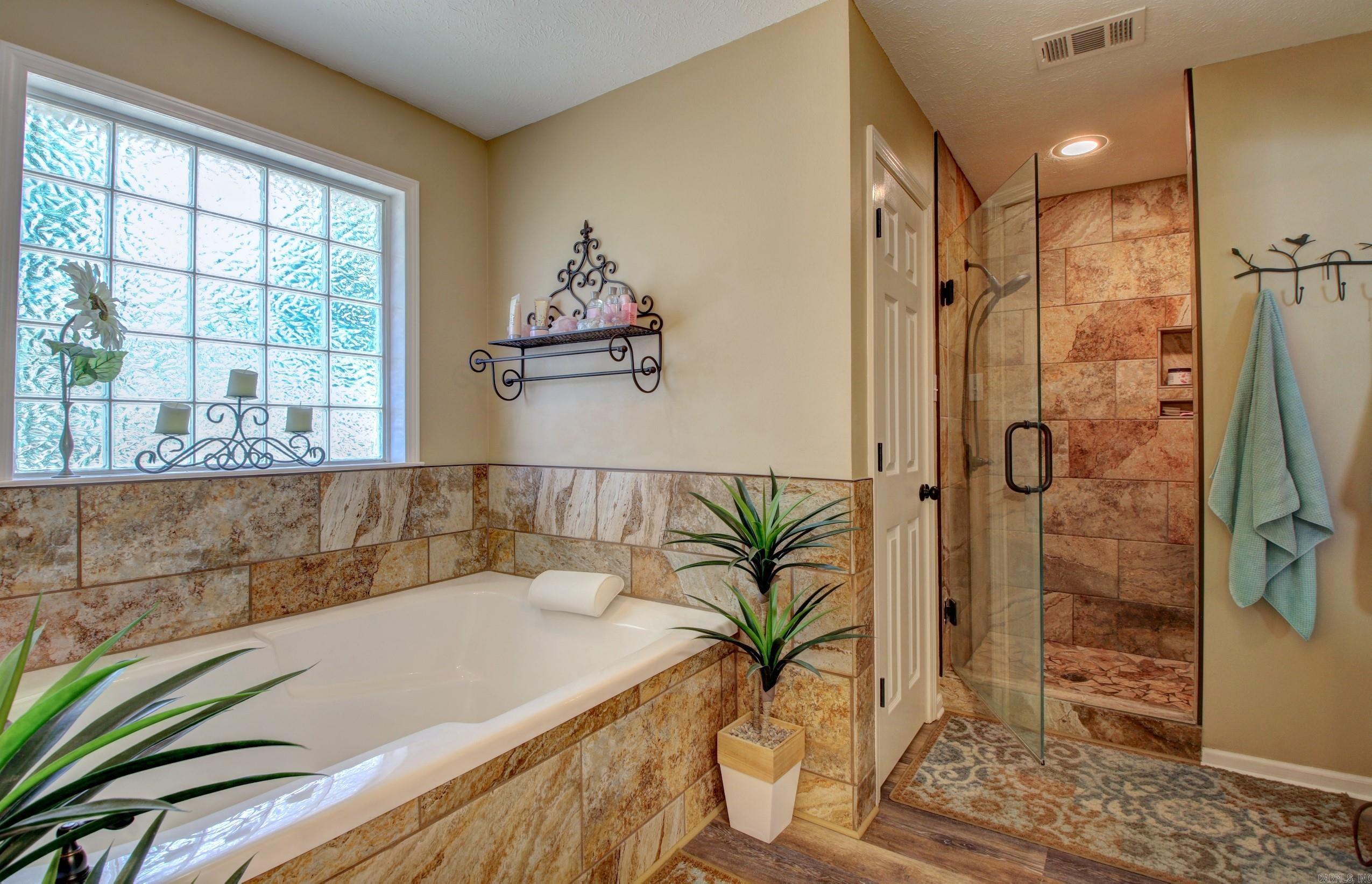 MAGNOLIA GROVE - Residential