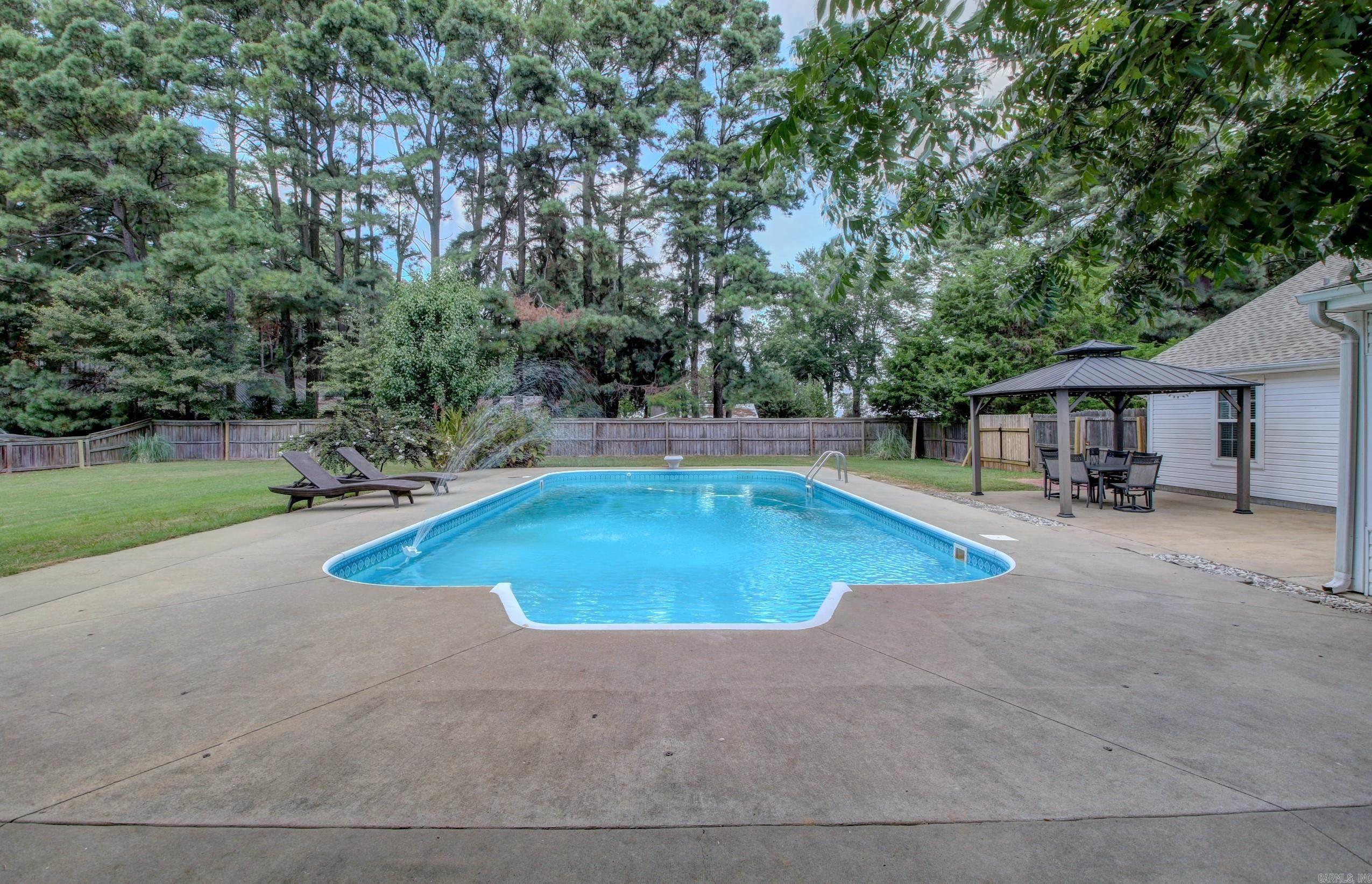 MAGNOLIA GROVE - Residential