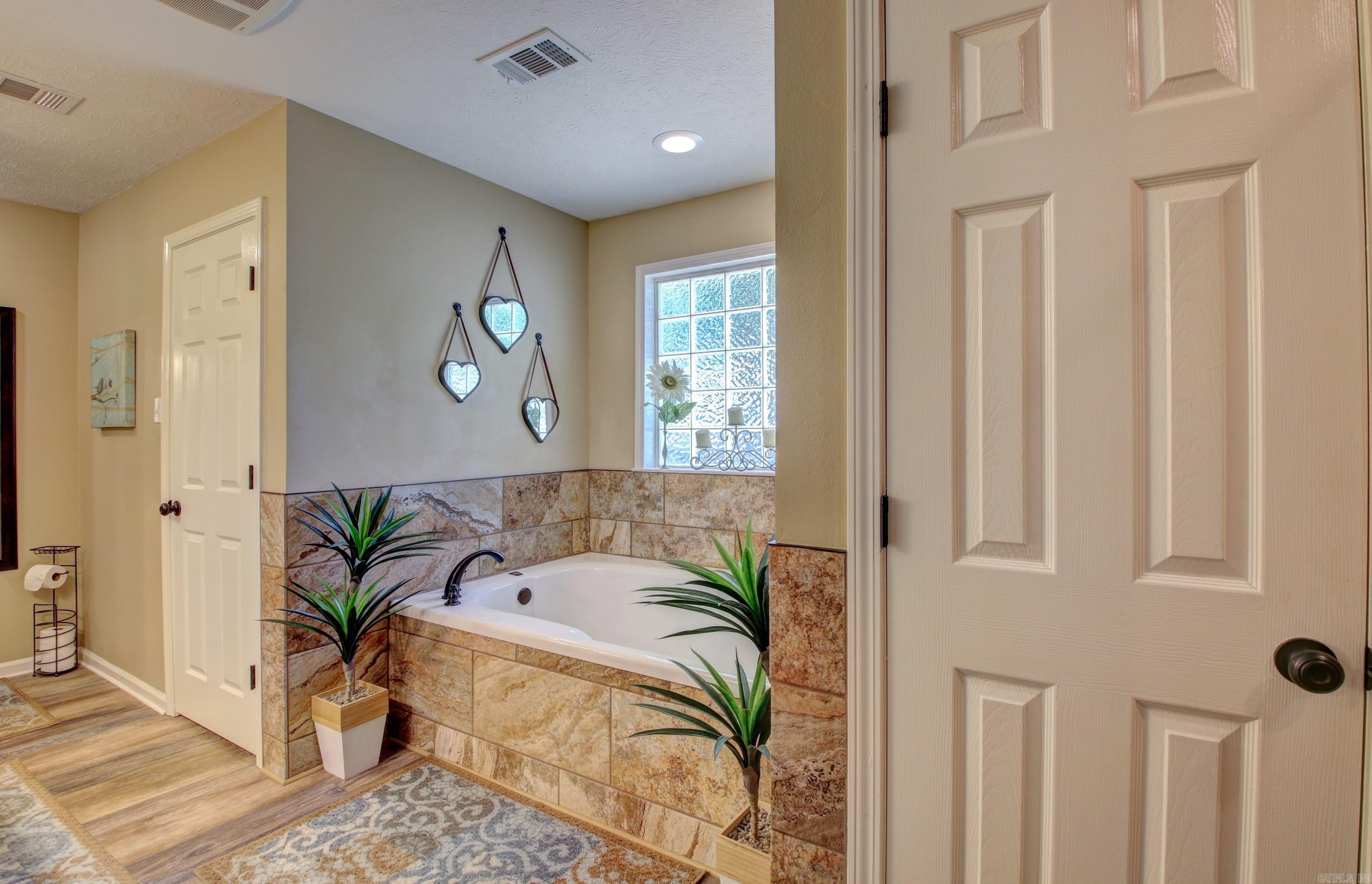 MAGNOLIA GROVE - Residential