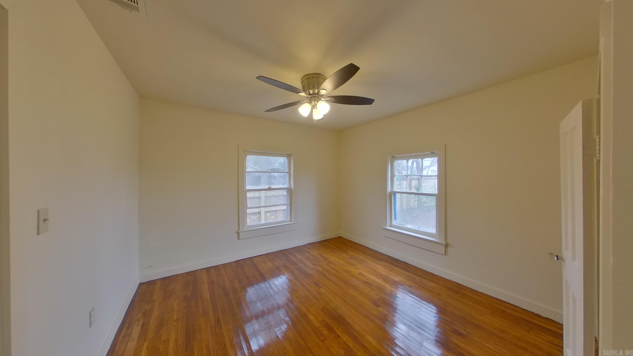 COUNTY AVE. COL. HGTS. - Residential