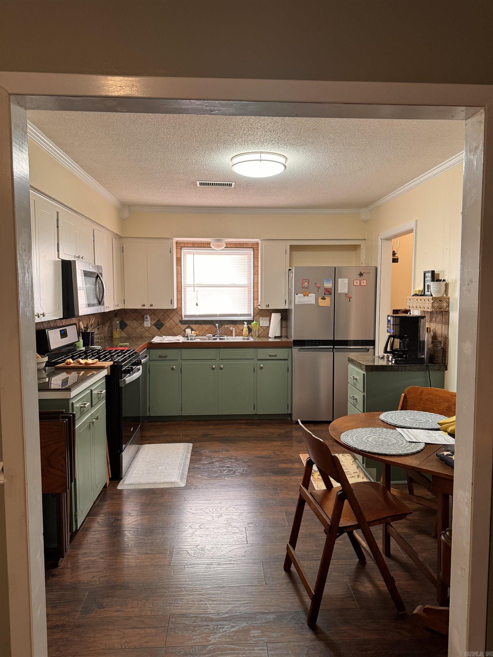 R Dobbs - Residential