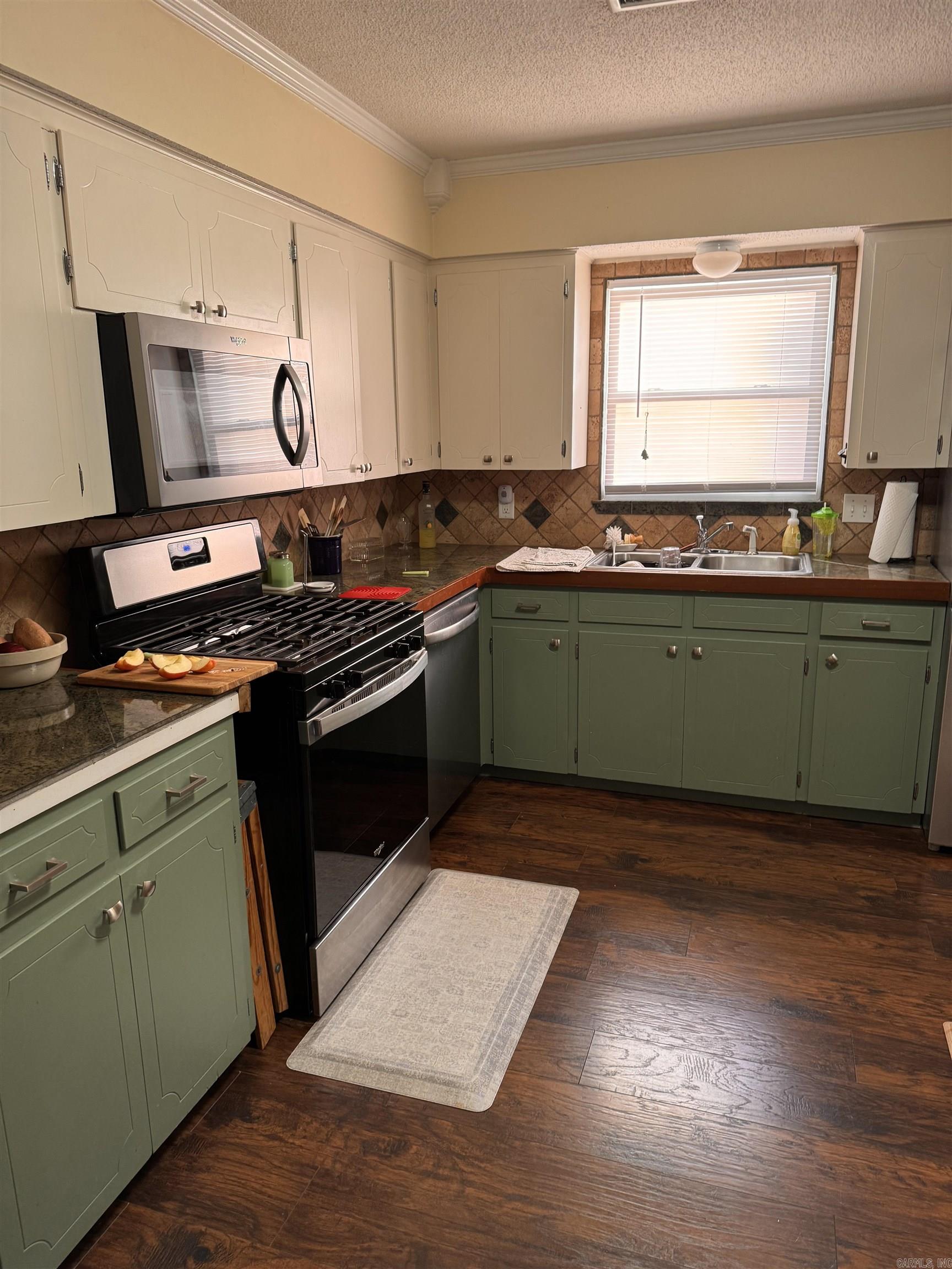 R Dobbs - Residential