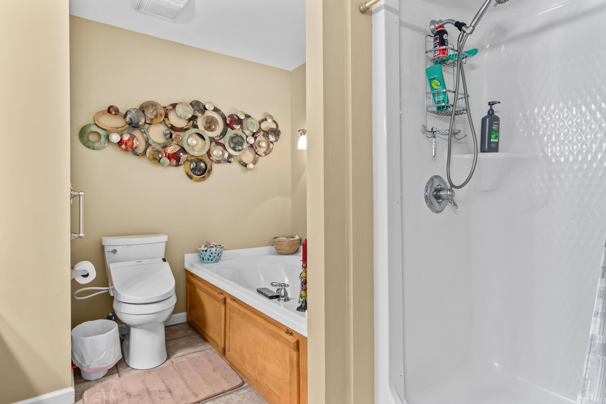 SAMUEL LEMMONS BLACK - Residential