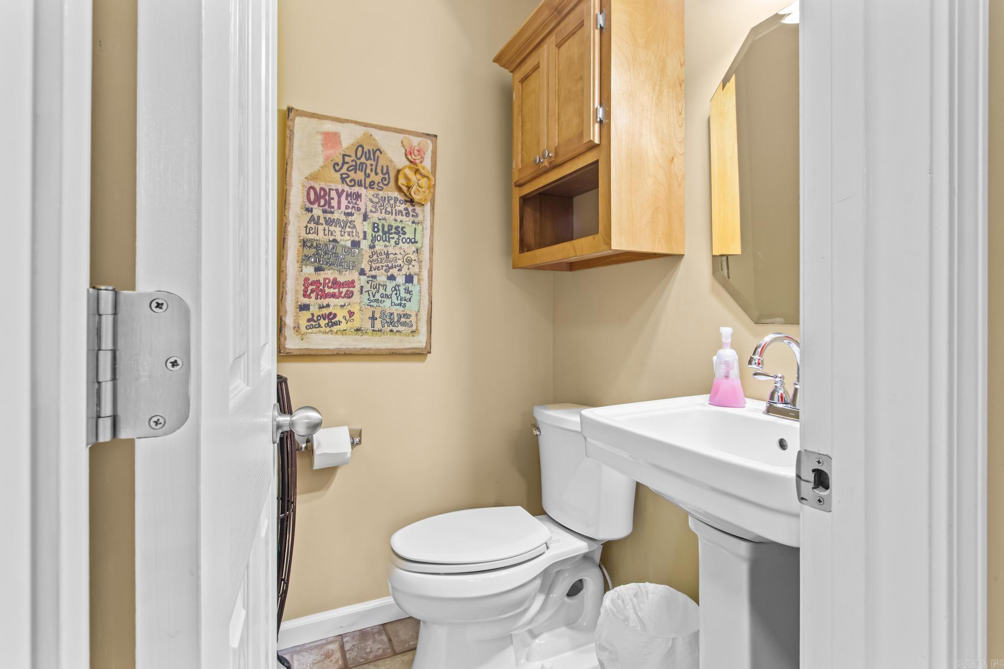 SAMUEL LEMMONS BLACK - Residential