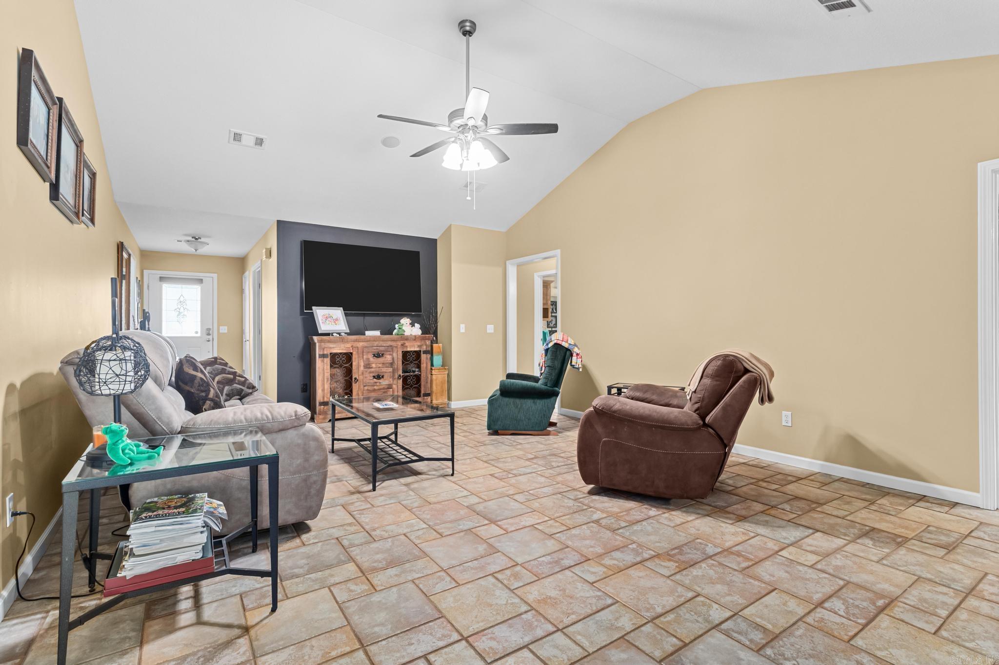 SAMUEL LEMMONS BLACK - Residential