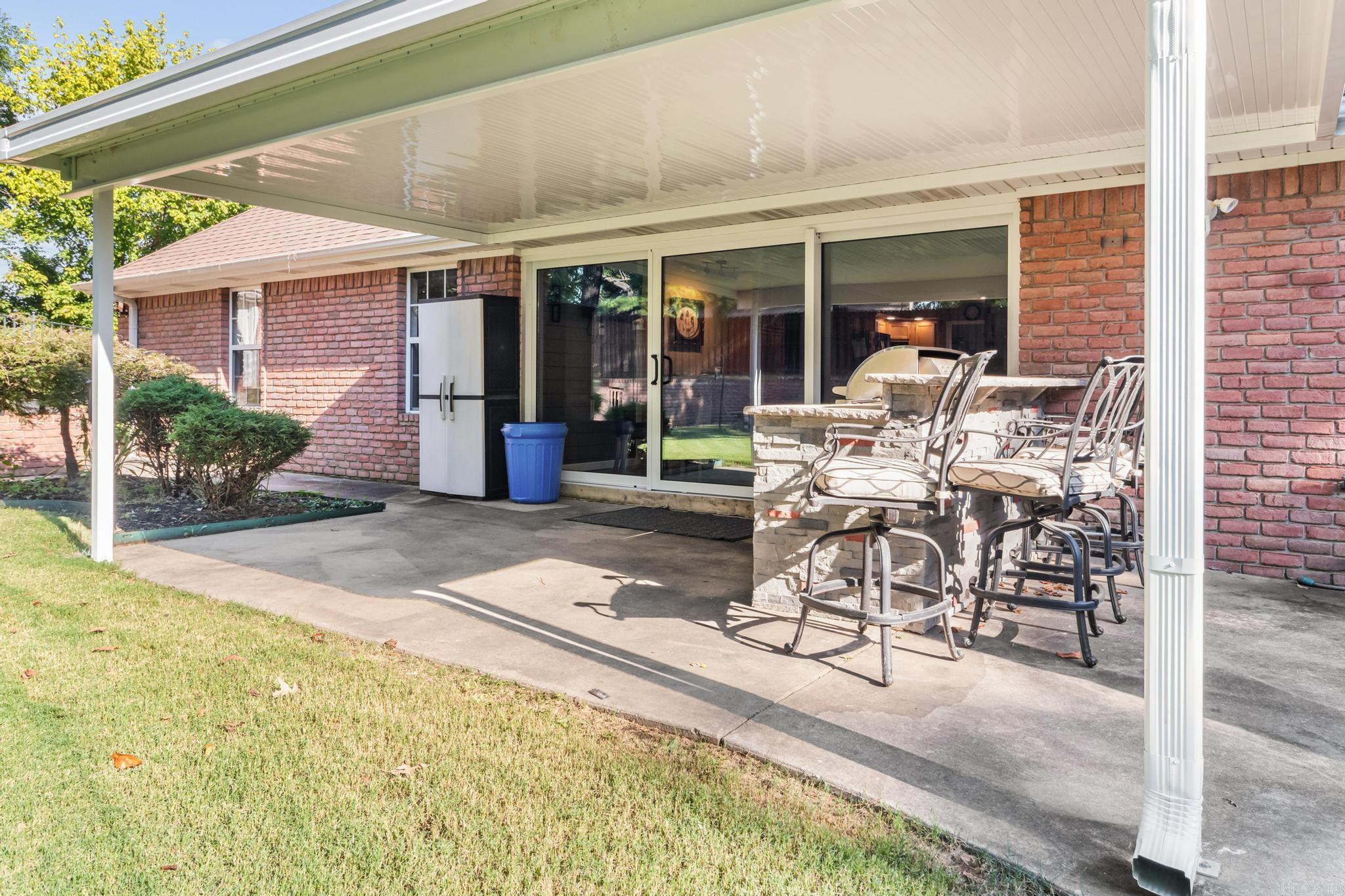 SAMUEL LEMMONS BLACK - Residential