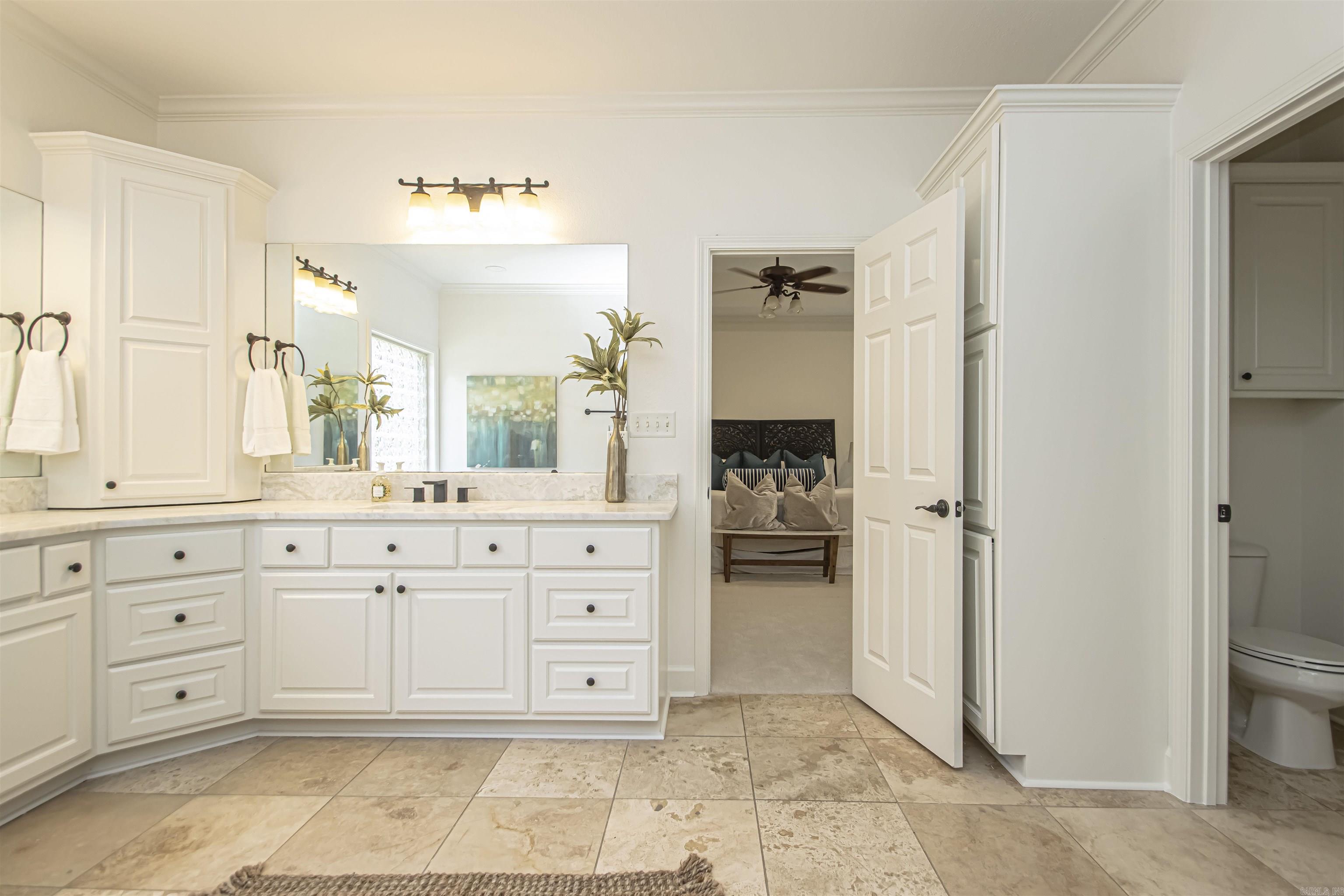 CHENAL VALLEY EPERNAY PLACE - Residential