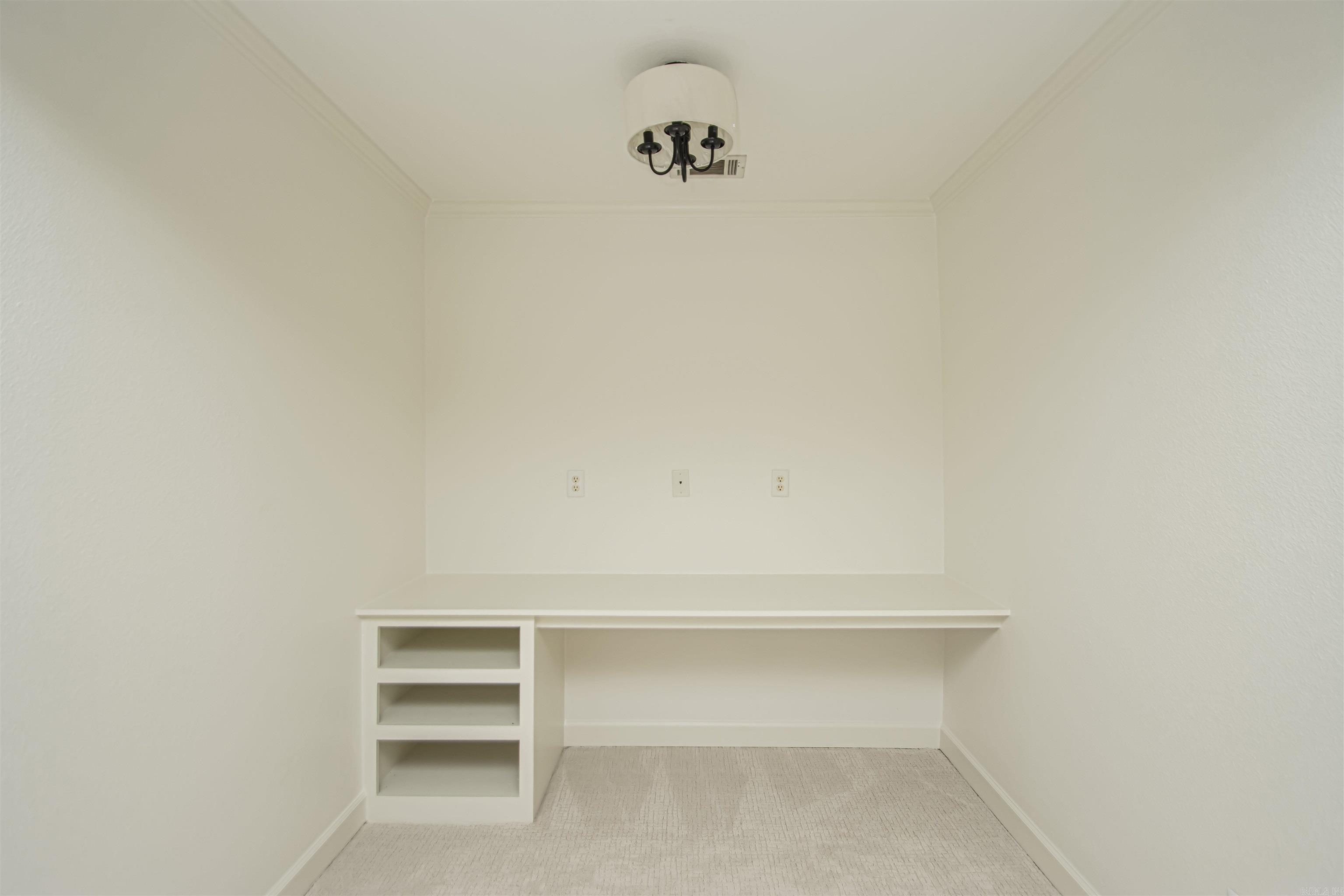 CHENAL VALLEY EPERNAY PLACE - Residential