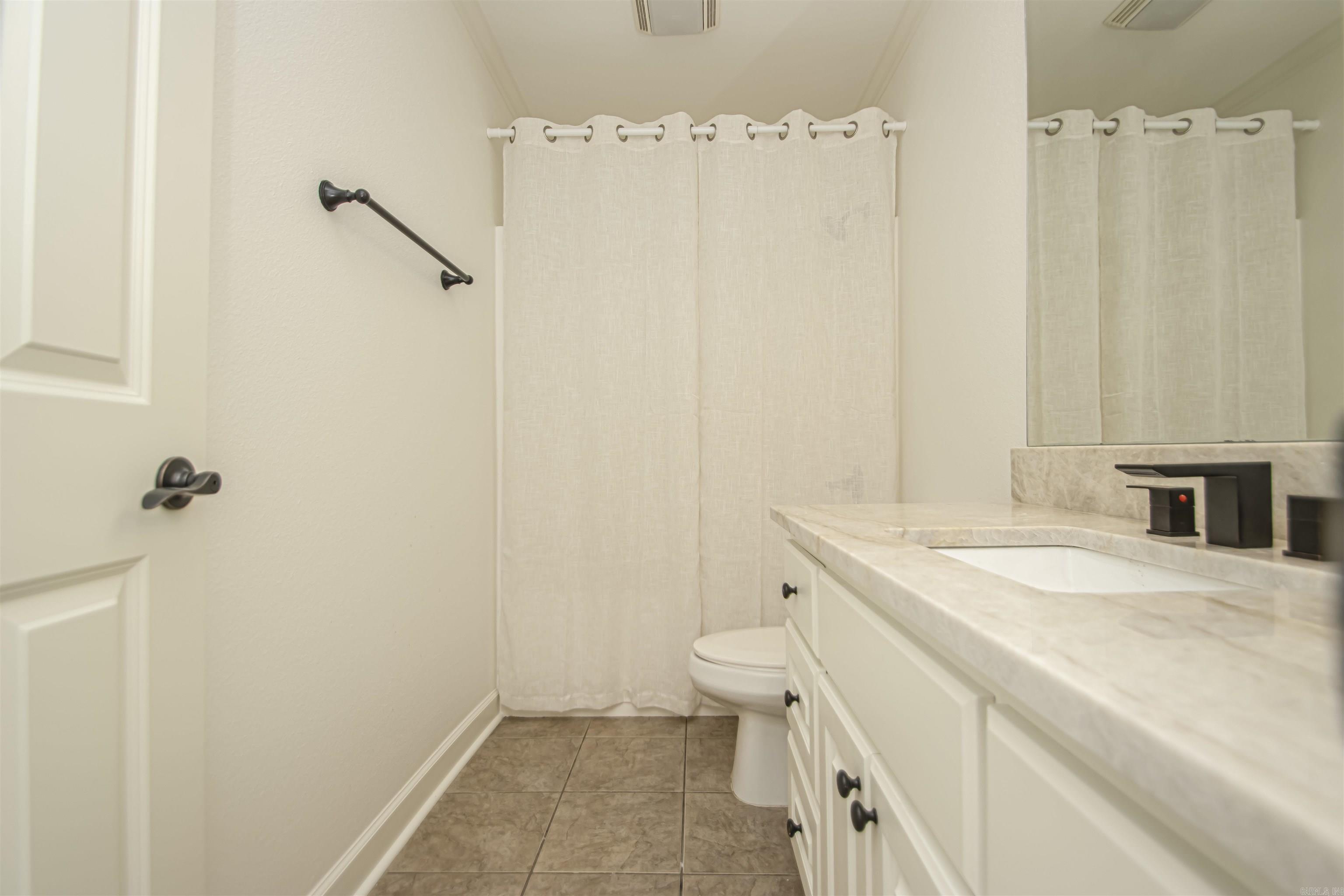 CHENAL VALLEY EPERNAY PLACE - Residential