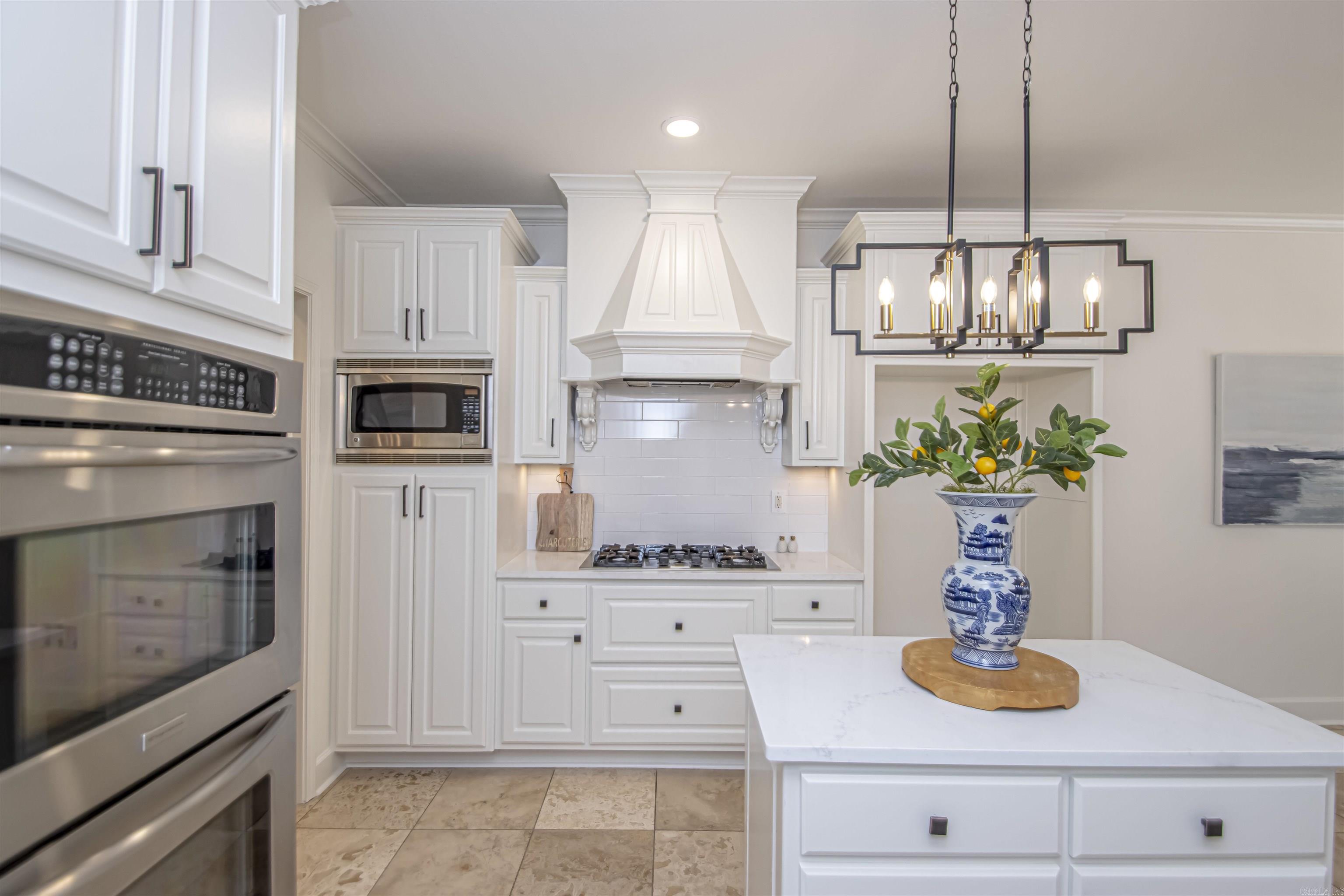 CHENAL VALLEY EPERNAY PLACE - Residential