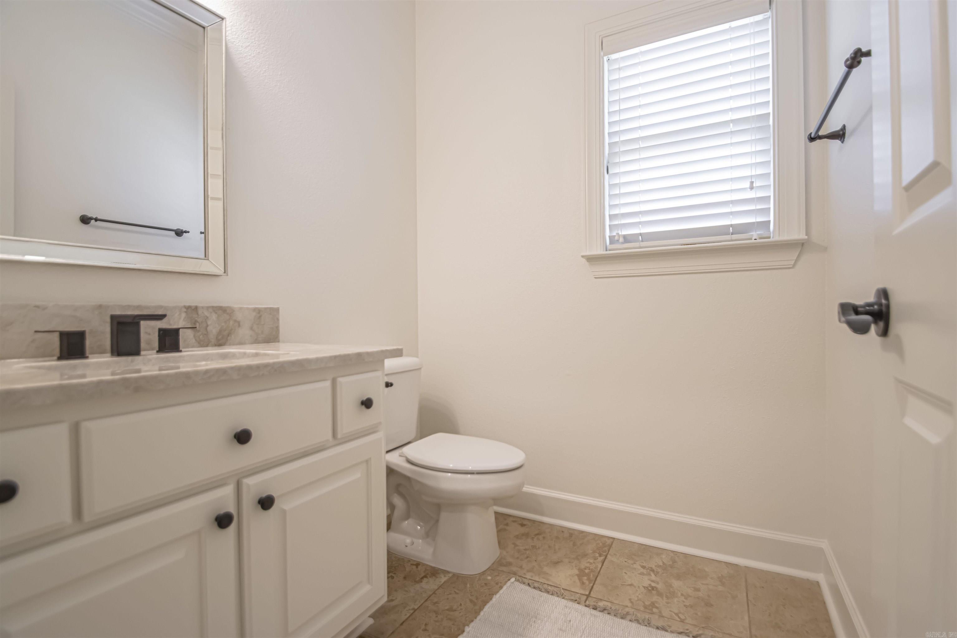 CHENAL VALLEY EPERNAY PLACE - Residential