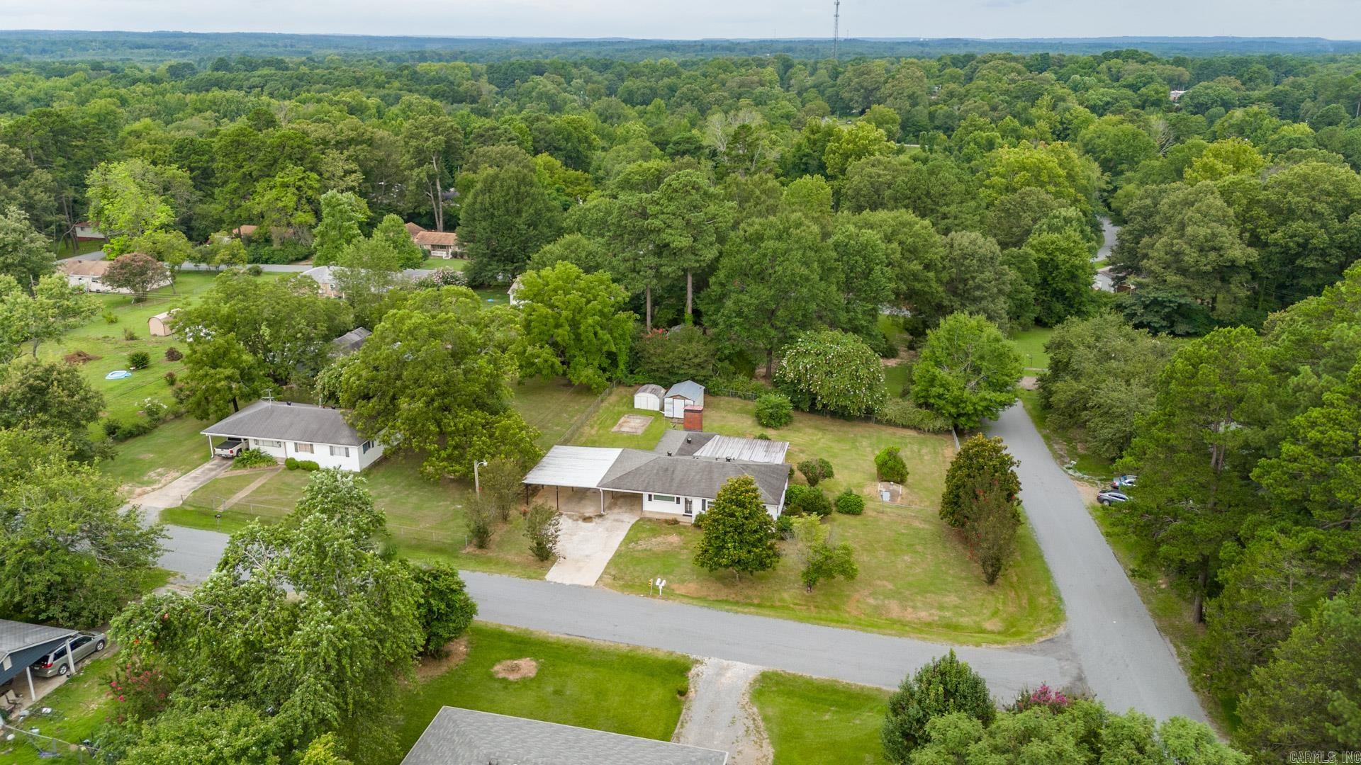 CIRCLE LAKE - Residential