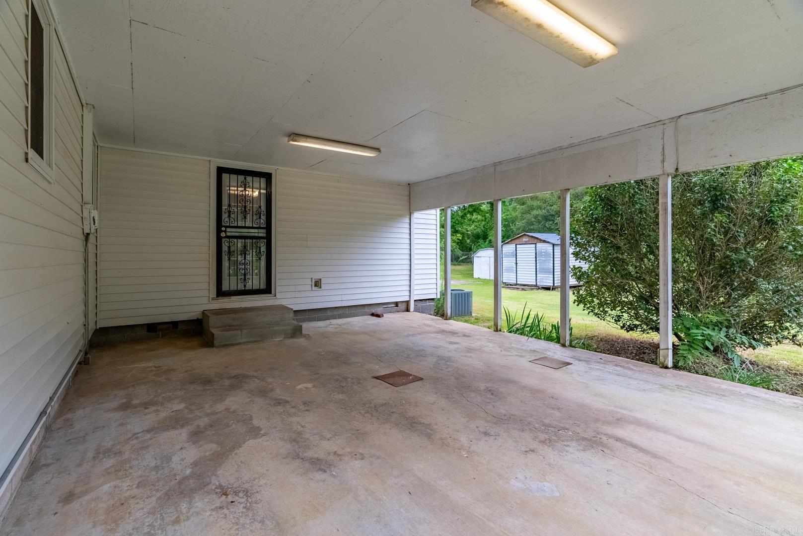 CIRCLE LAKE - Residential