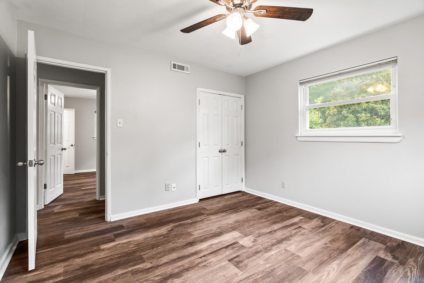 CIRCLE LAKE - Residential