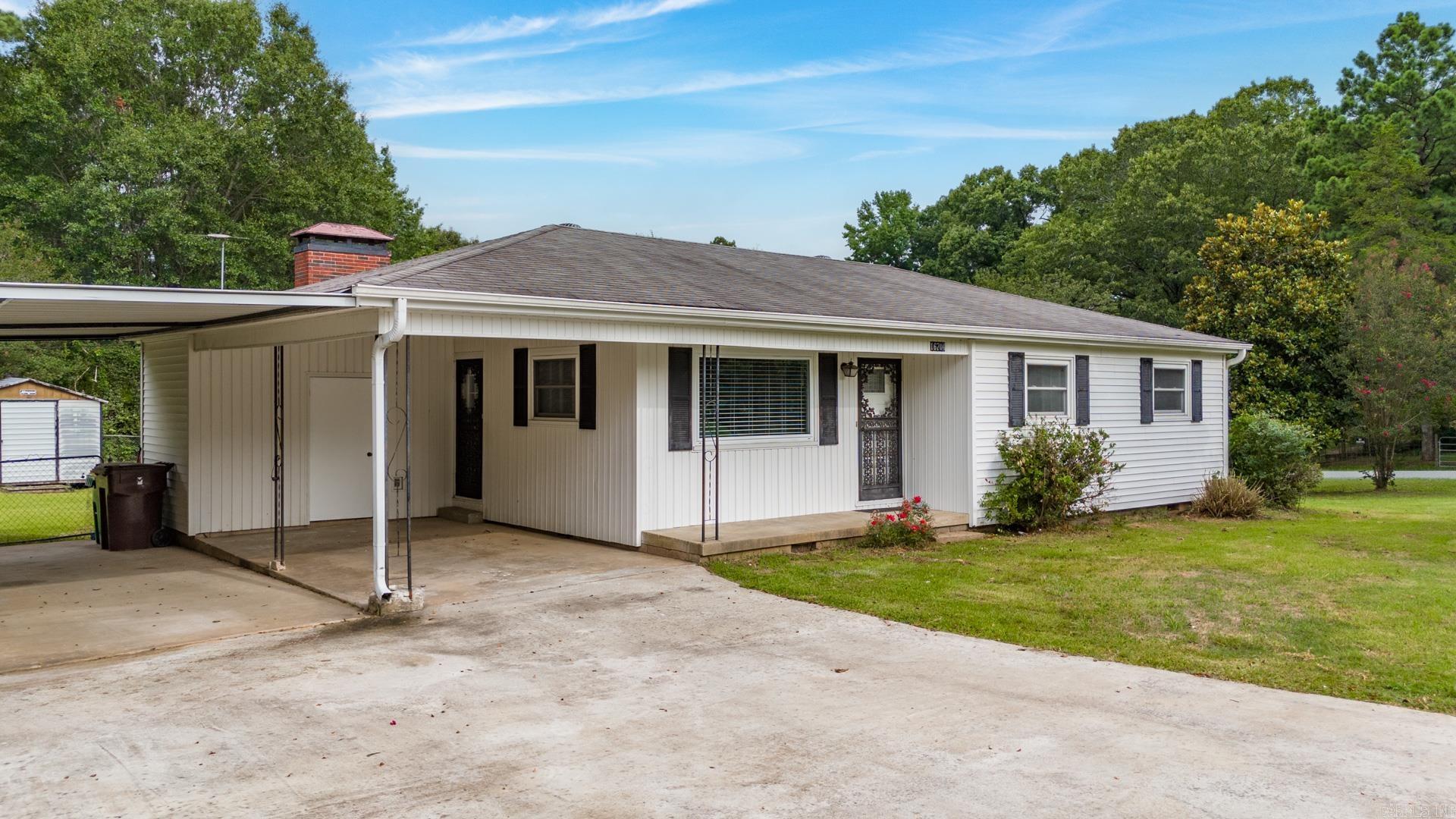 CIRCLE LAKE - Residential