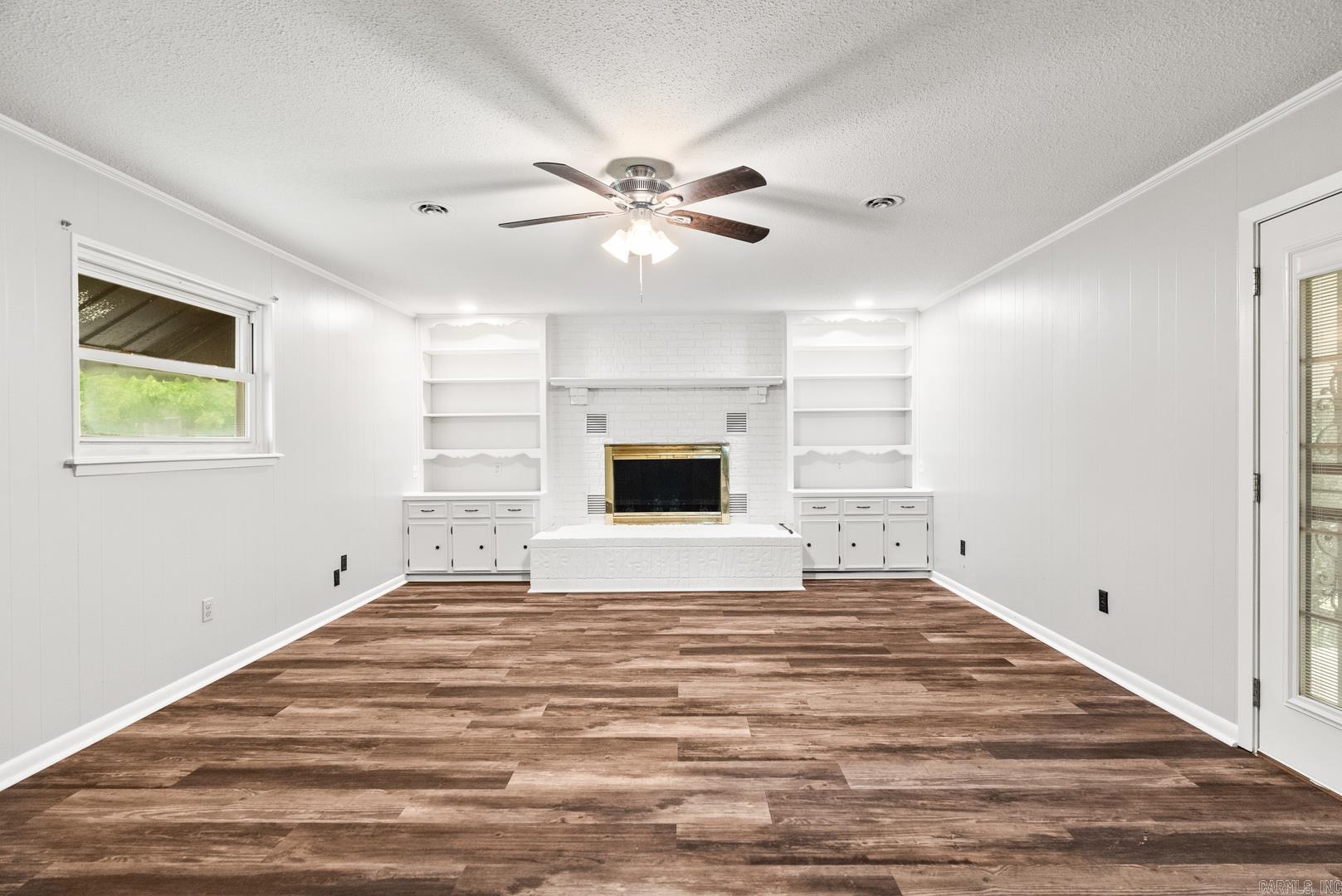 CIRCLE LAKE - Residential