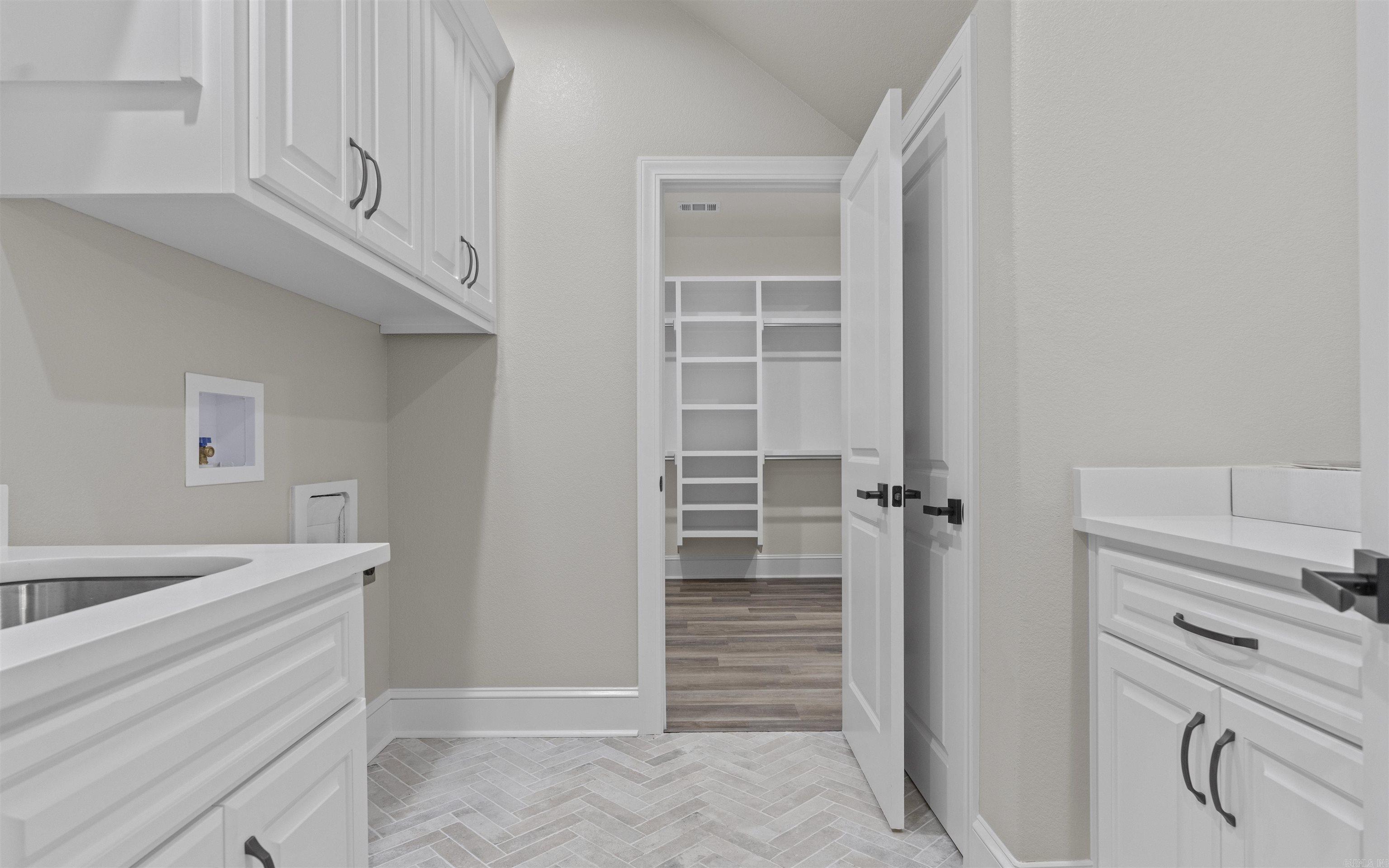 Isabella - Residential