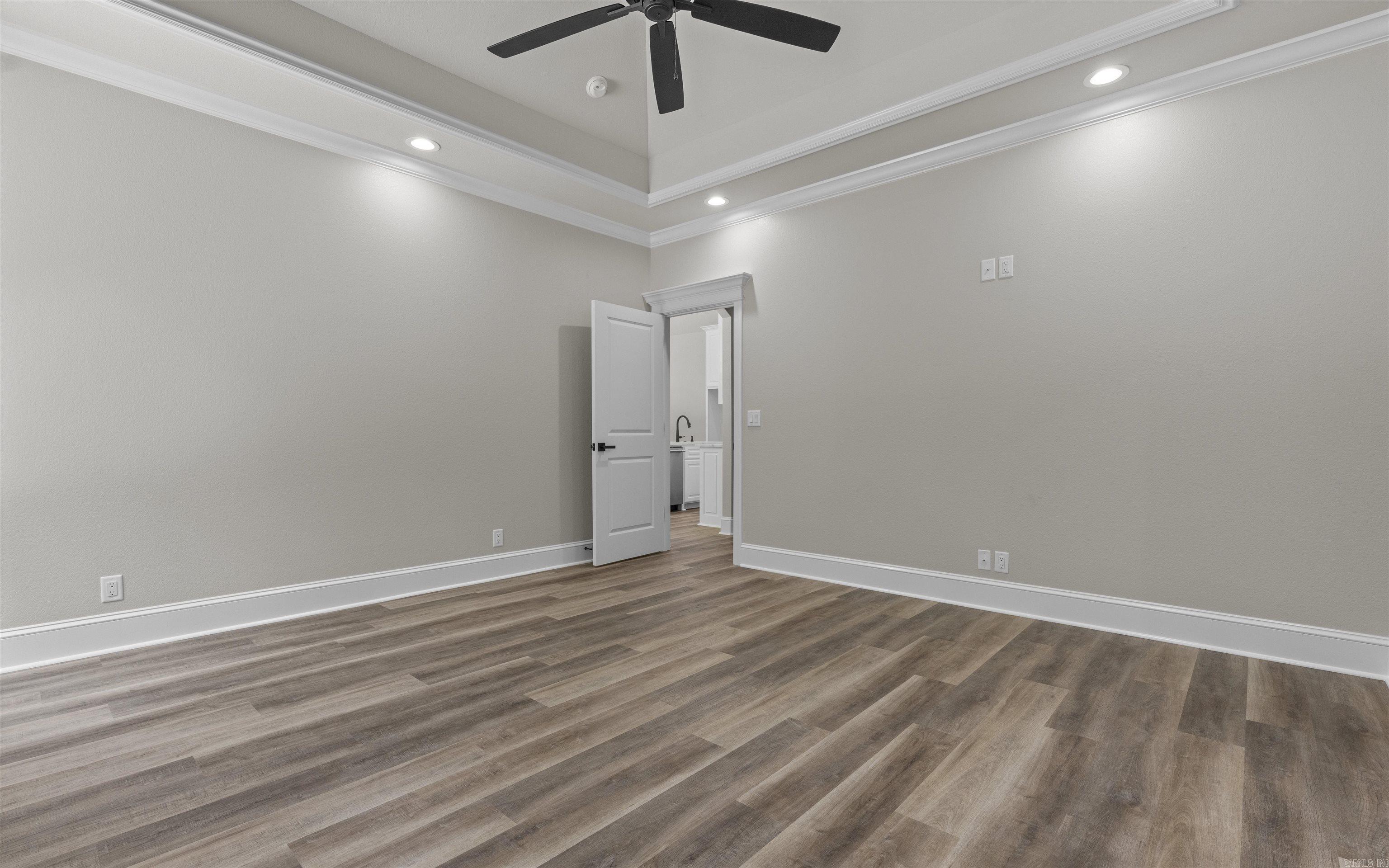 Isabella - Residential