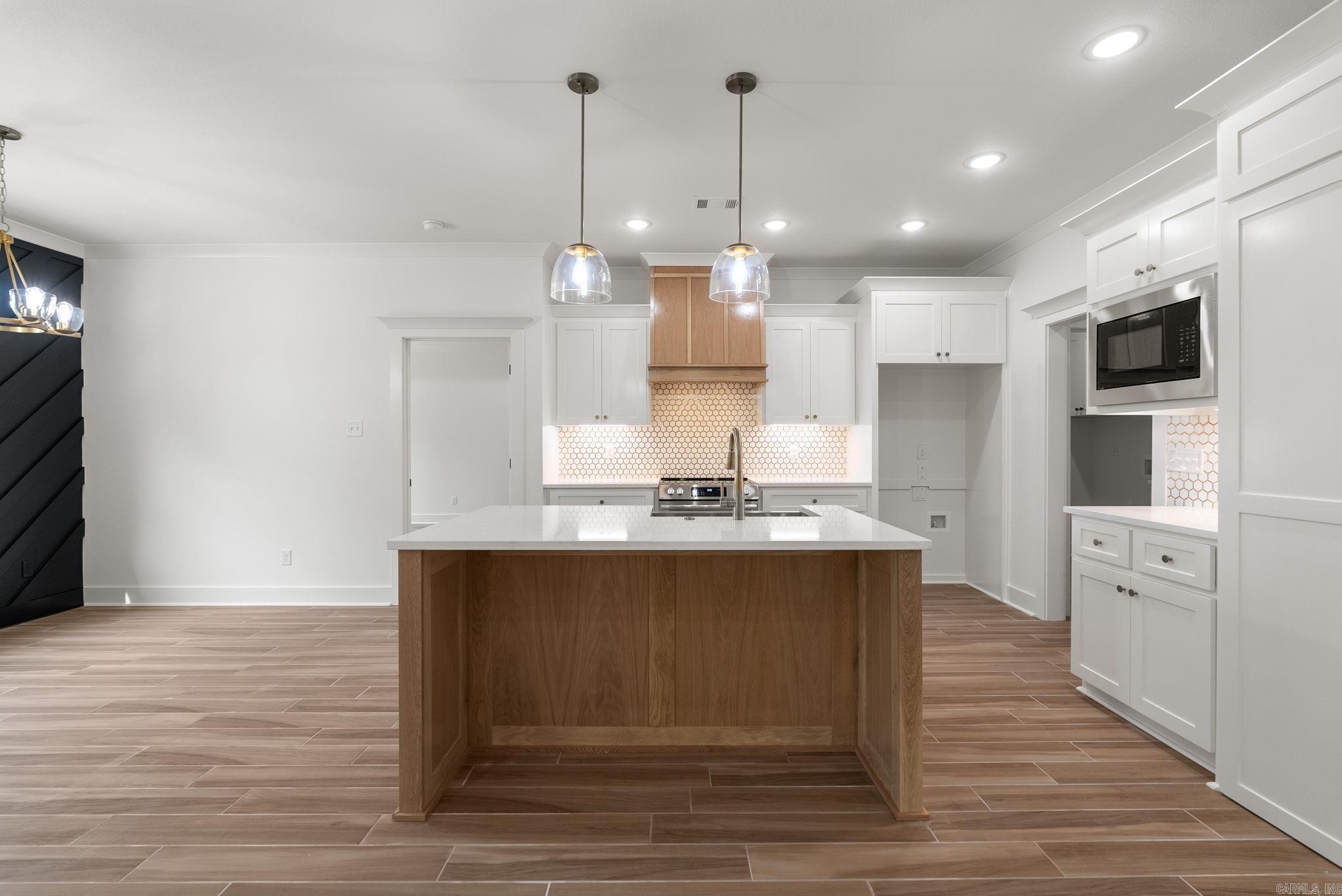 HIDDEN VALLEY ESTATES - Residential