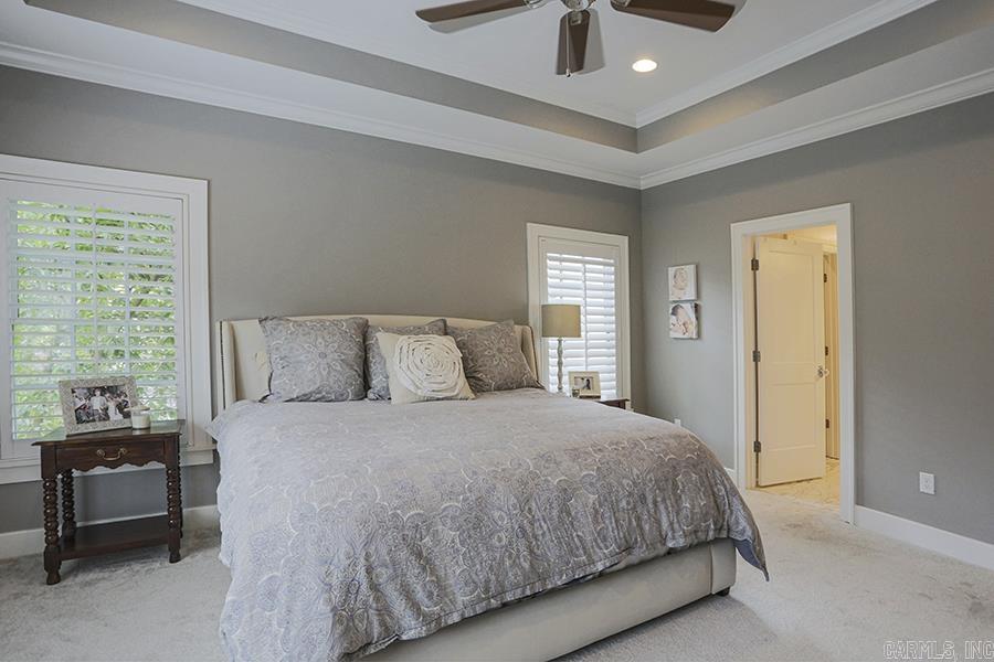 COUNTRY CLUB HGTS - Residential