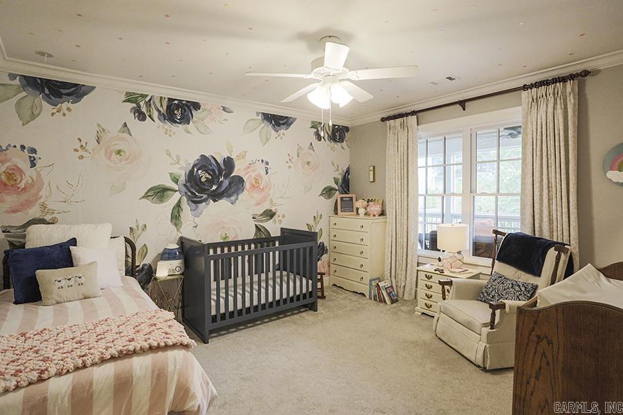 COUNTRY CLUB HGTS - Residential