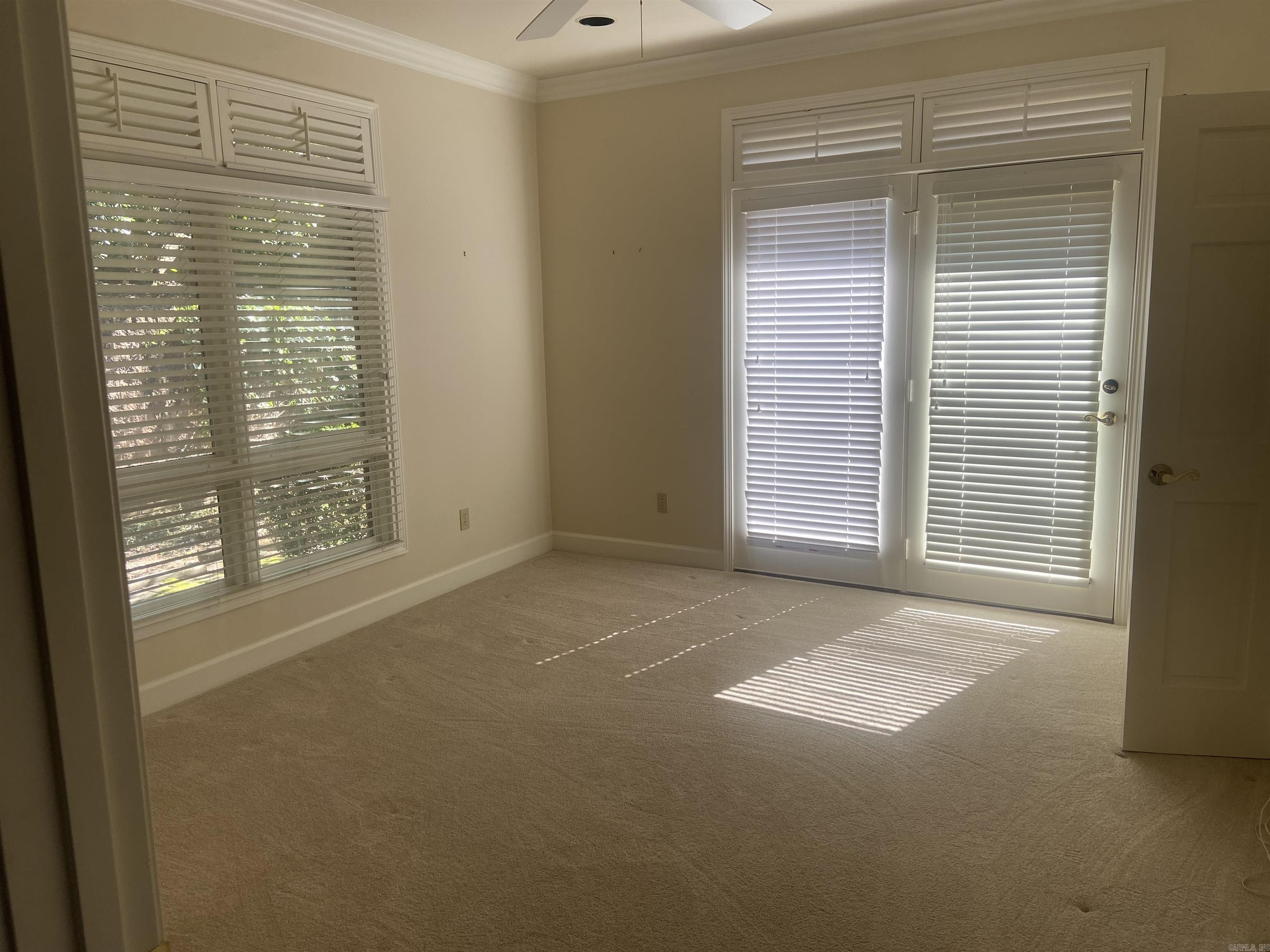 HUNTERS GREEN ESTATES - Residential