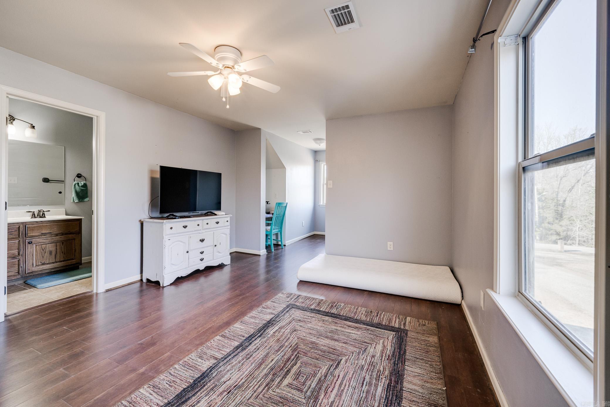 Round Mountain Replat - Residential